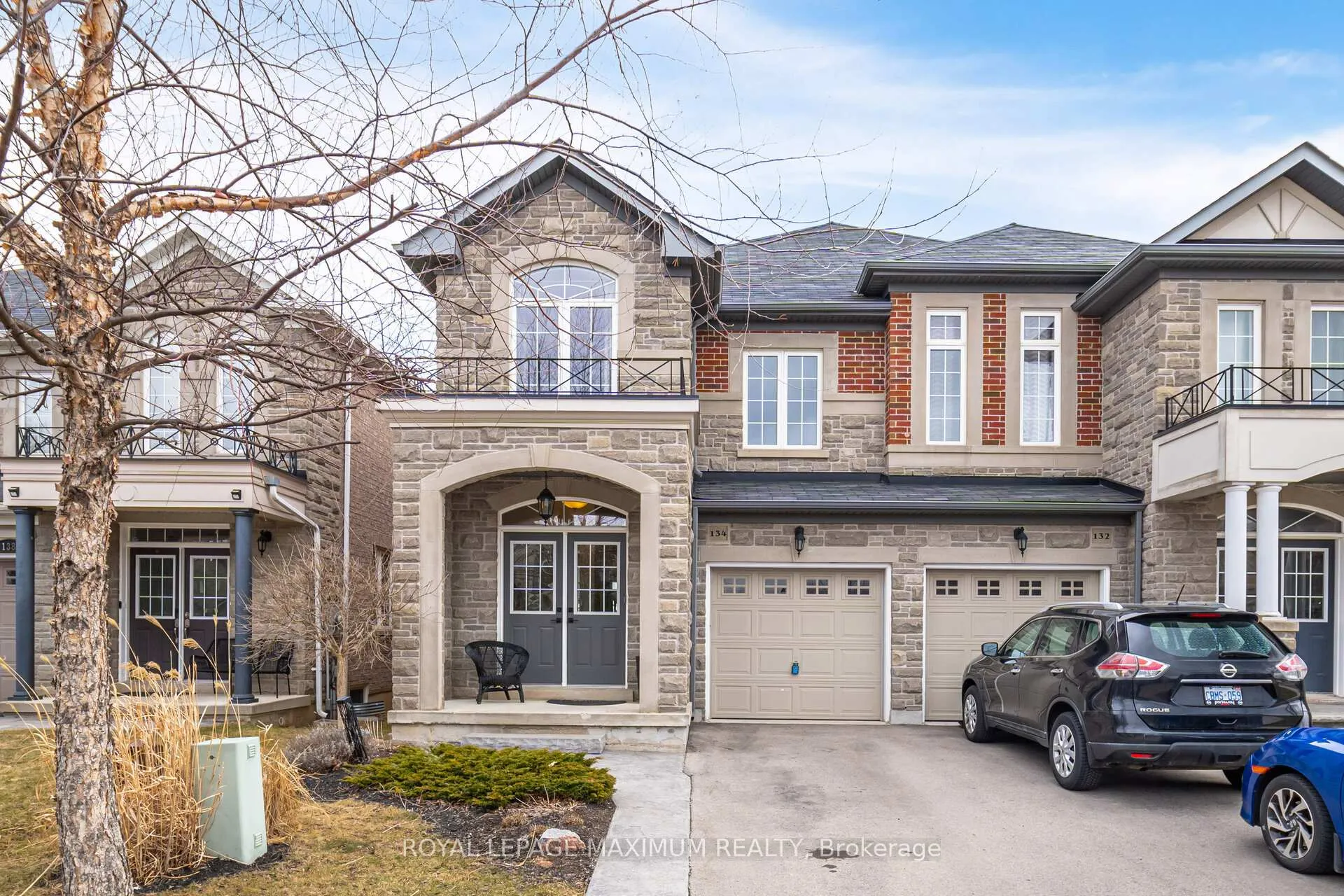 Photo 1 of 134 Hazelton Avenue, Hamilton, Sheldon — HOMEH