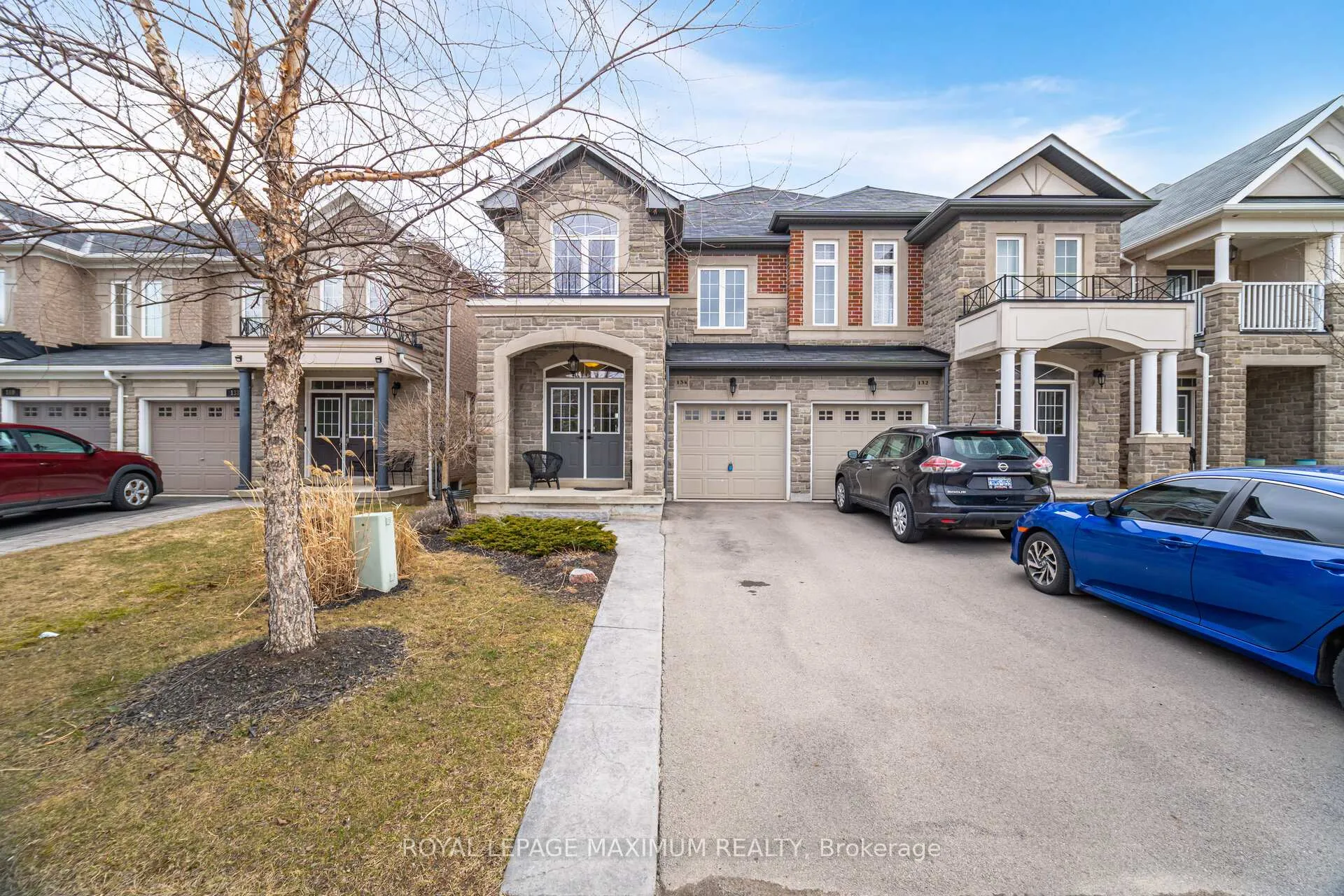 Photo 2 of 134 Hazelton Avenue, Hamilton, Sheldon — HOMEH