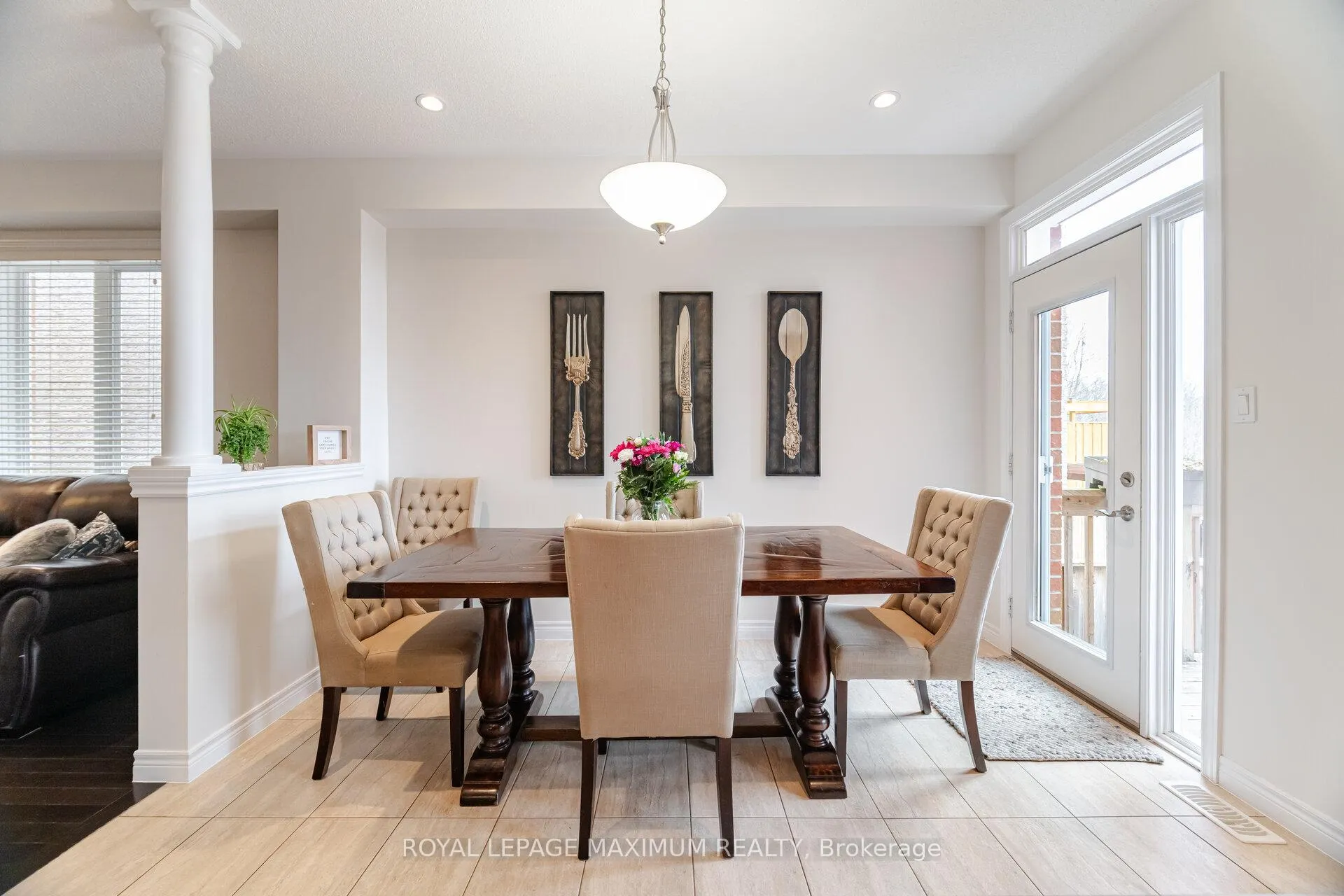 Photo 12 of 134 Hazelton Avenue, Hamilton, Sheldon — HOMEH