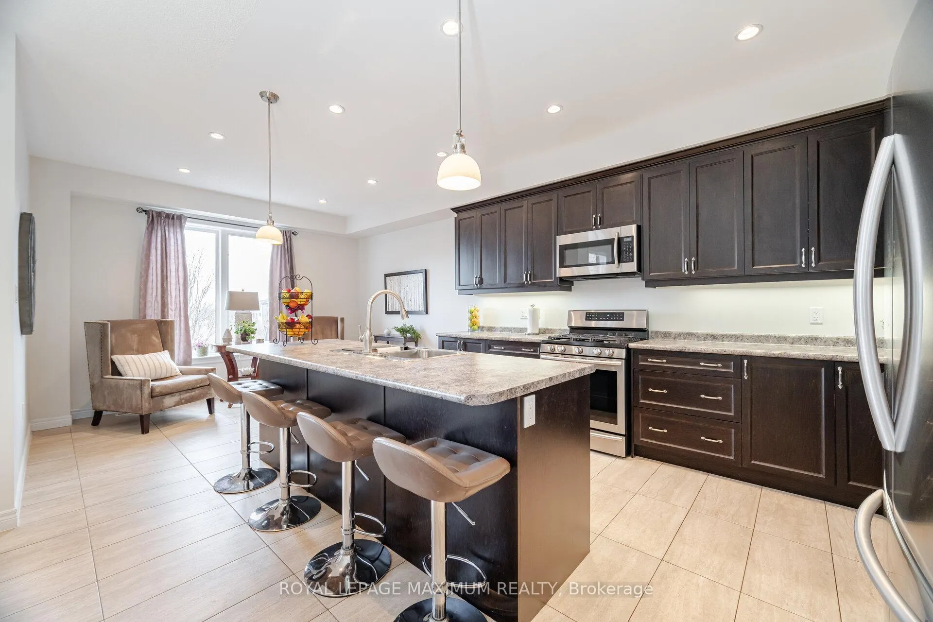 Photo 17 of 134 Hazelton Avenue, Hamilton, Sheldon — HOMEH