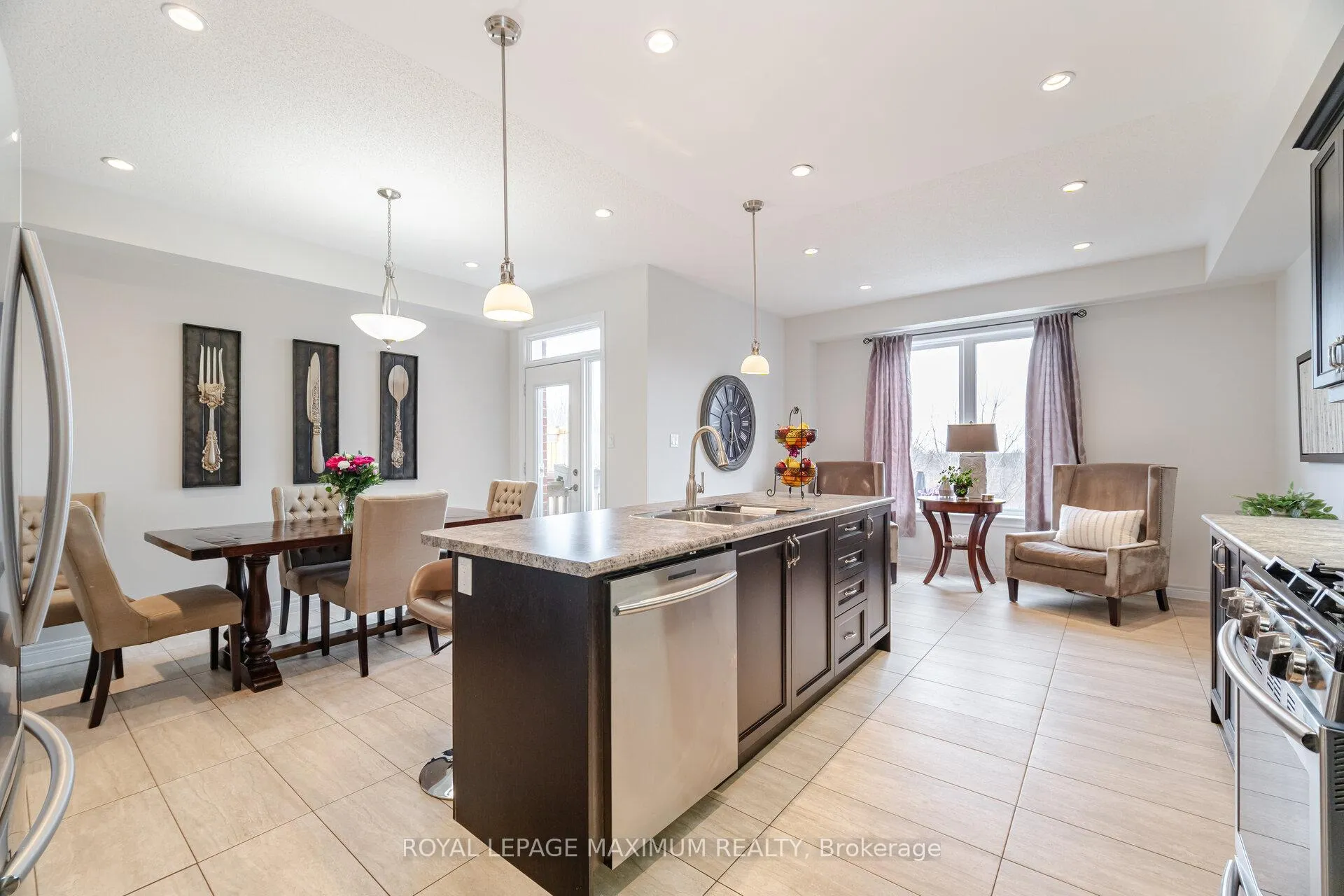 Photo 18 of 134 Hazelton Avenue, Hamilton, Sheldon — HOMEH