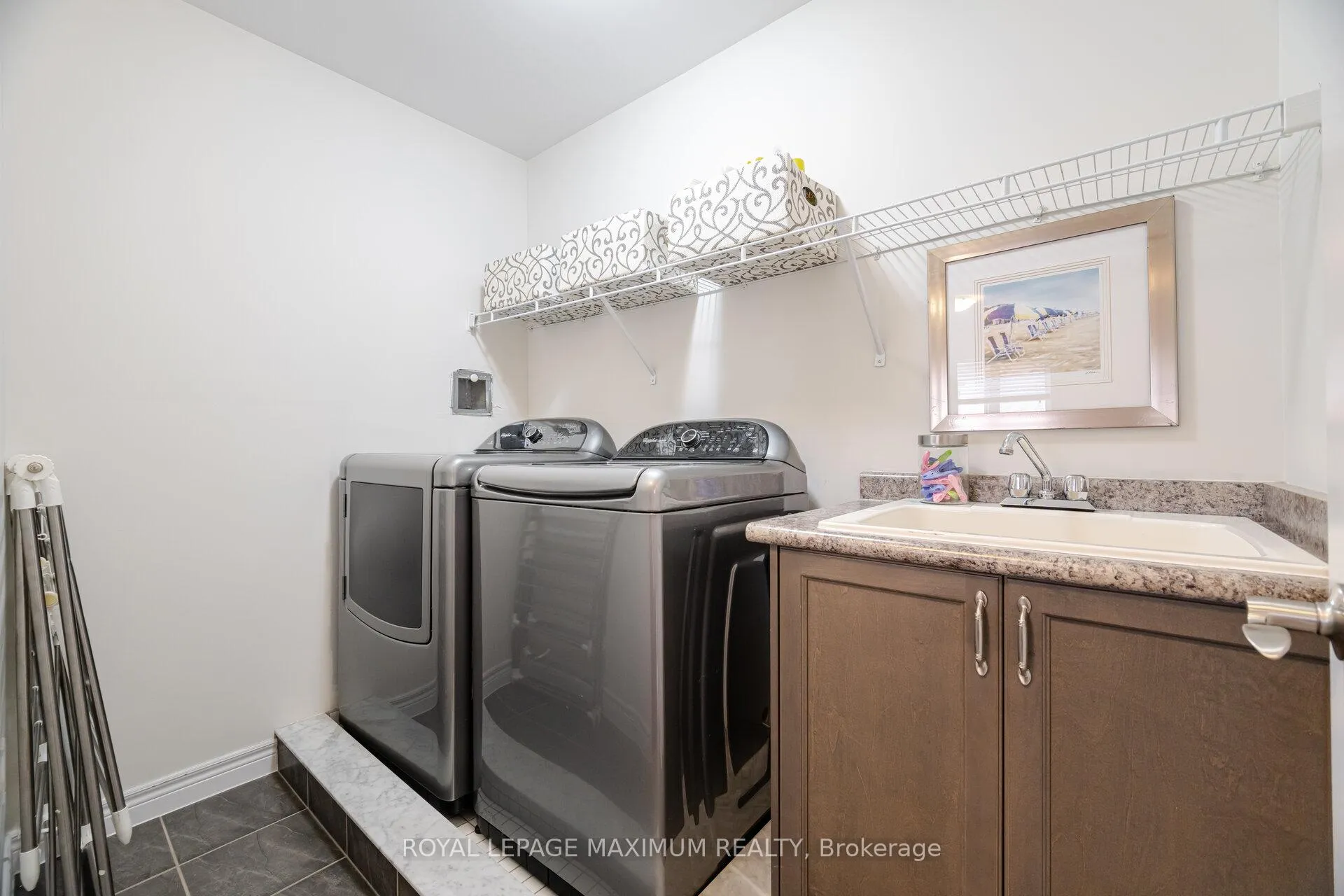 Photo 38 of 134 Hazelton Avenue, Hamilton, Sheldon — HOMEH