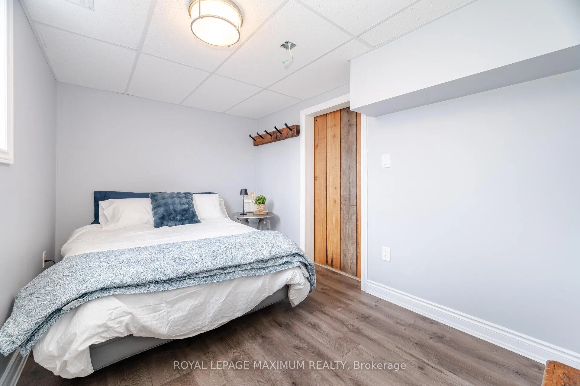 Photo 41 of 134 Hazelton Avenue, Hamilton, Sheldon — HOMEH