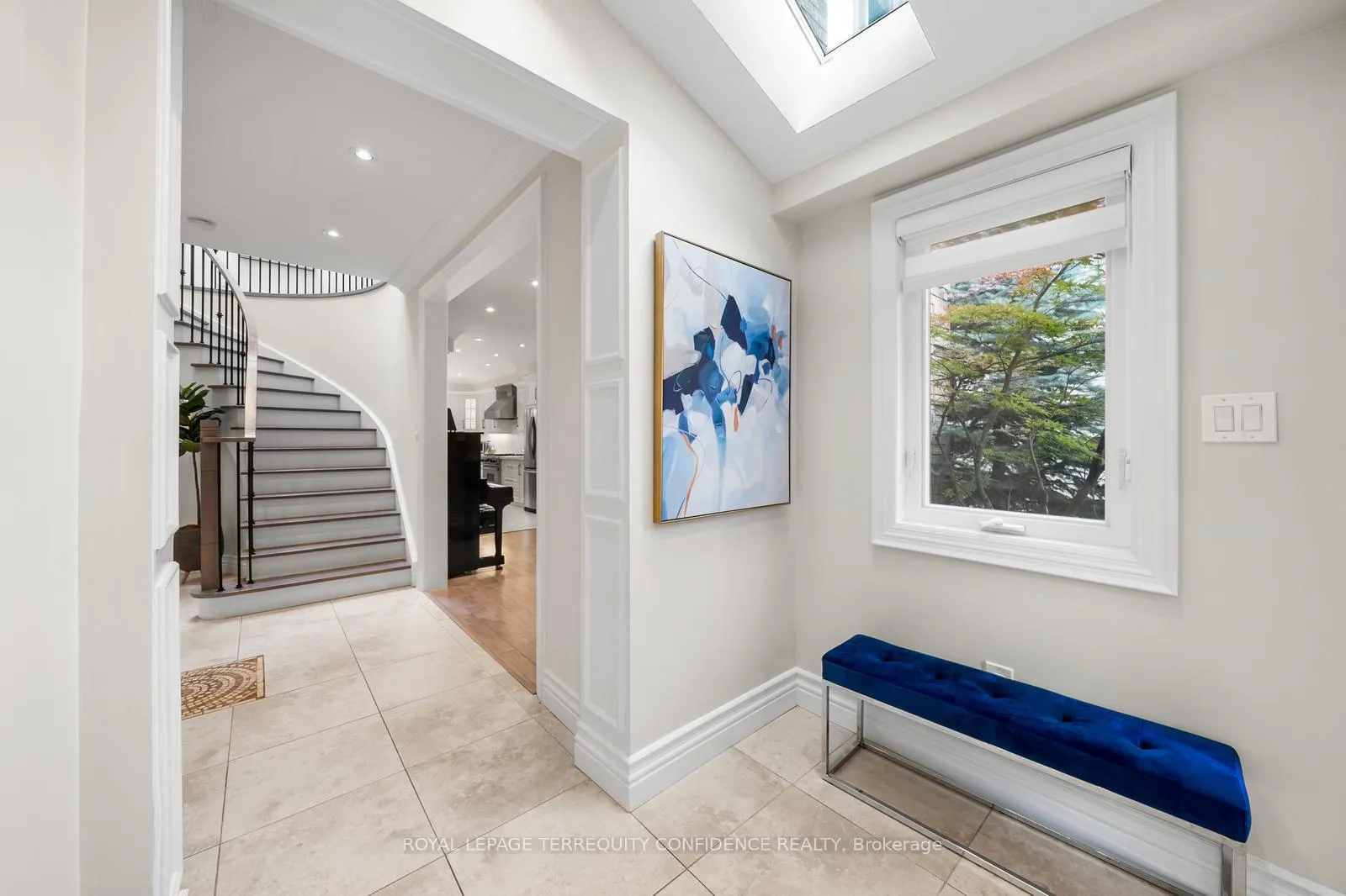 Photo 2 of 635 St Germain Avenue, Toronto, Bedford Park-Nortown — HOMEH