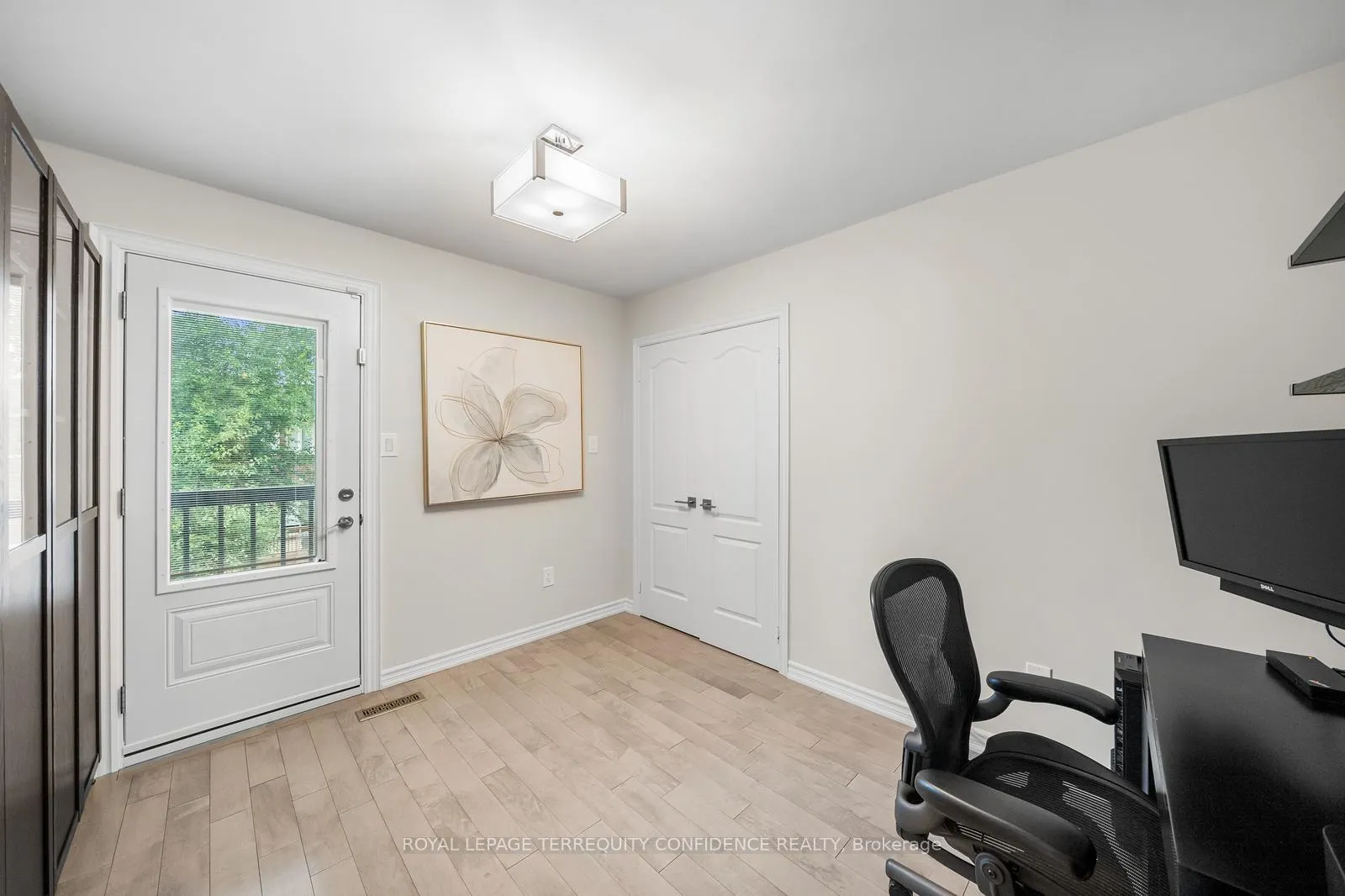 Photo 21 of 635 St Germain Avenue, Toronto, Bedford Park-Nortown — HOMEH