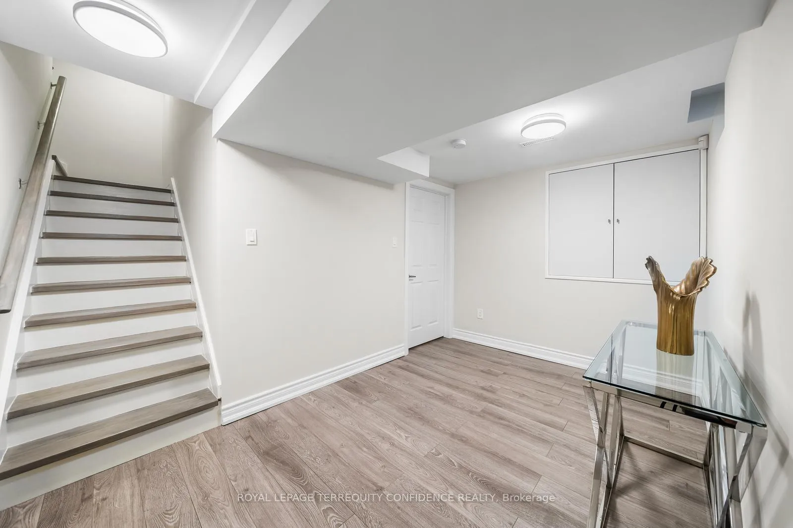 Photo 24 of 635 St Germain Avenue, Toronto, Bedford Park-Nortown — HOMEH