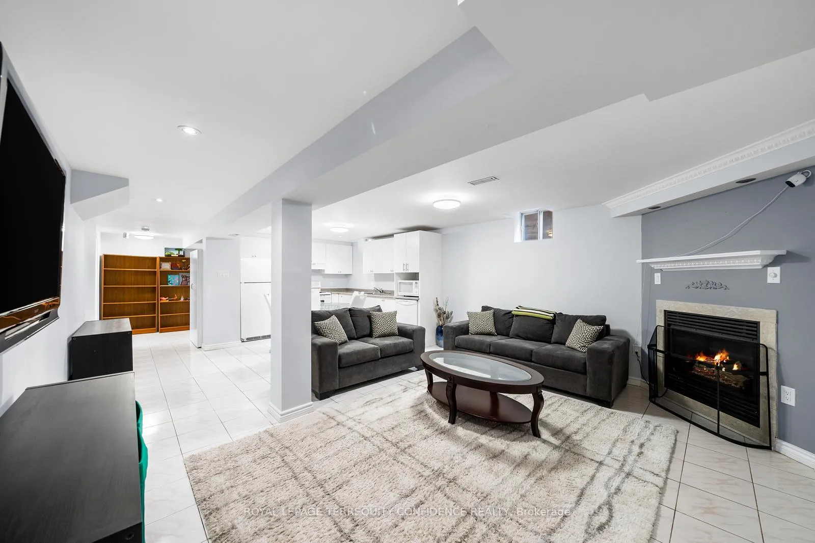 Photo 28 of 635 St Germain Avenue, Toronto, Bedford Park-Nortown — HOMEH