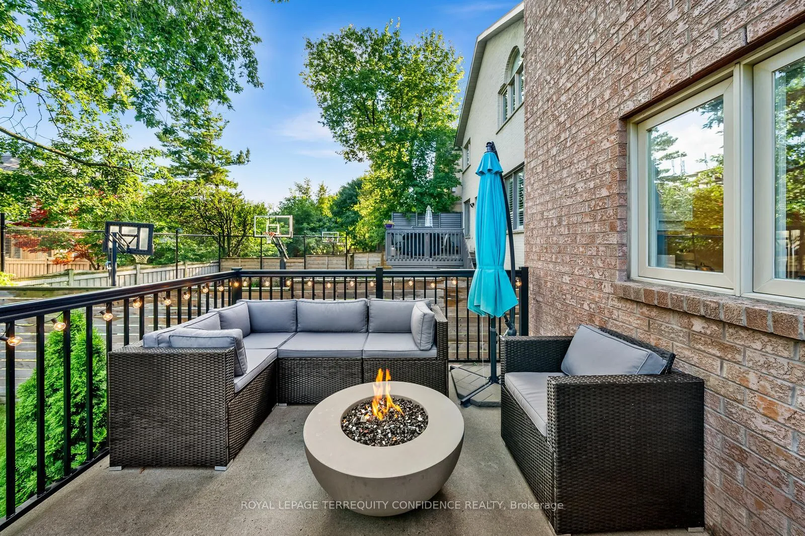 Photo 37 of 635 St Germain Avenue, Toronto, Bedford Park-Nortown — HOMEH