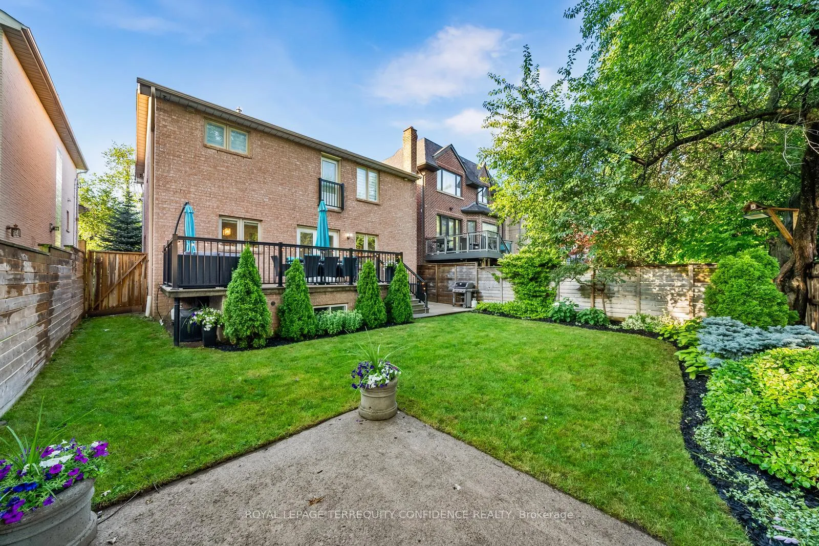 Photo 39 of 635 St Germain Avenue, Toronto, Bedford Park-Nortown — HOMEH
