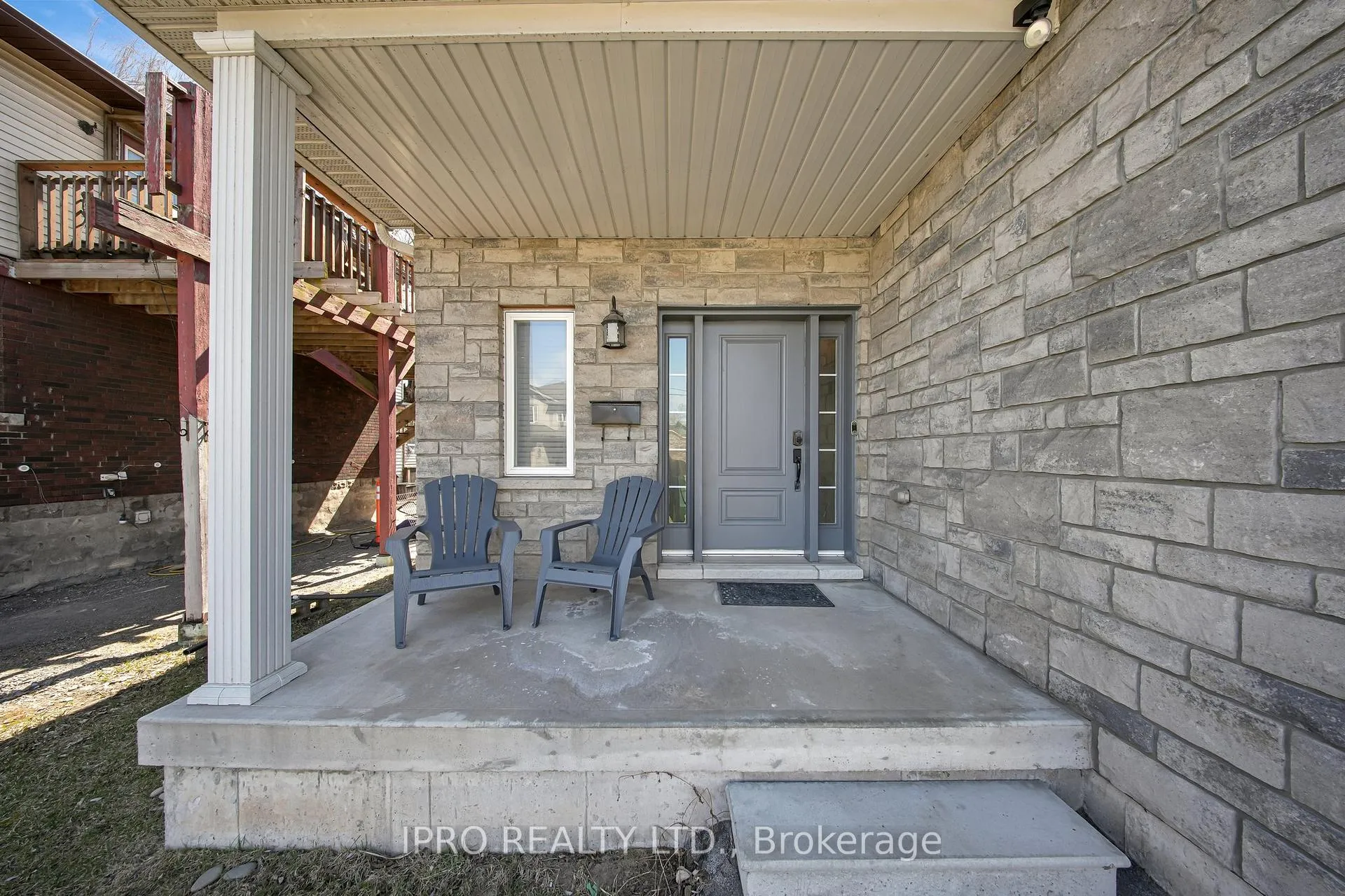 Photo 2 of 22 Lagoon Avenue, Hamilton, Hamilton Beach — HOMEH