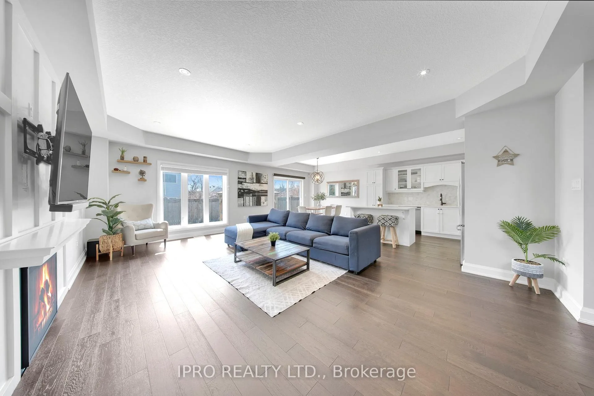Photo 7 of 22 Lagoon Avenue, Hamilton, Hamilton Beach — HOMEH