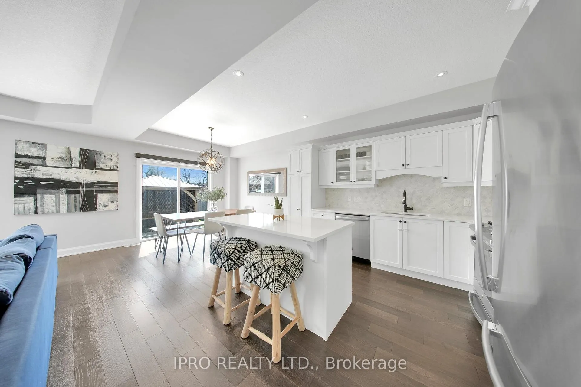Photo 9 of 22 Lagoon Avenue, Hamilton, Hamilton Beach — HOMEH