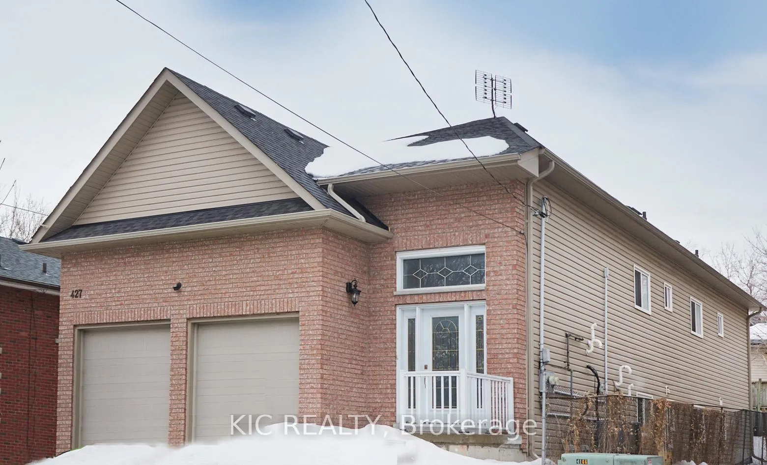 Photo 2 of 427 Centre Street, Oshawa, Central — HOMEH