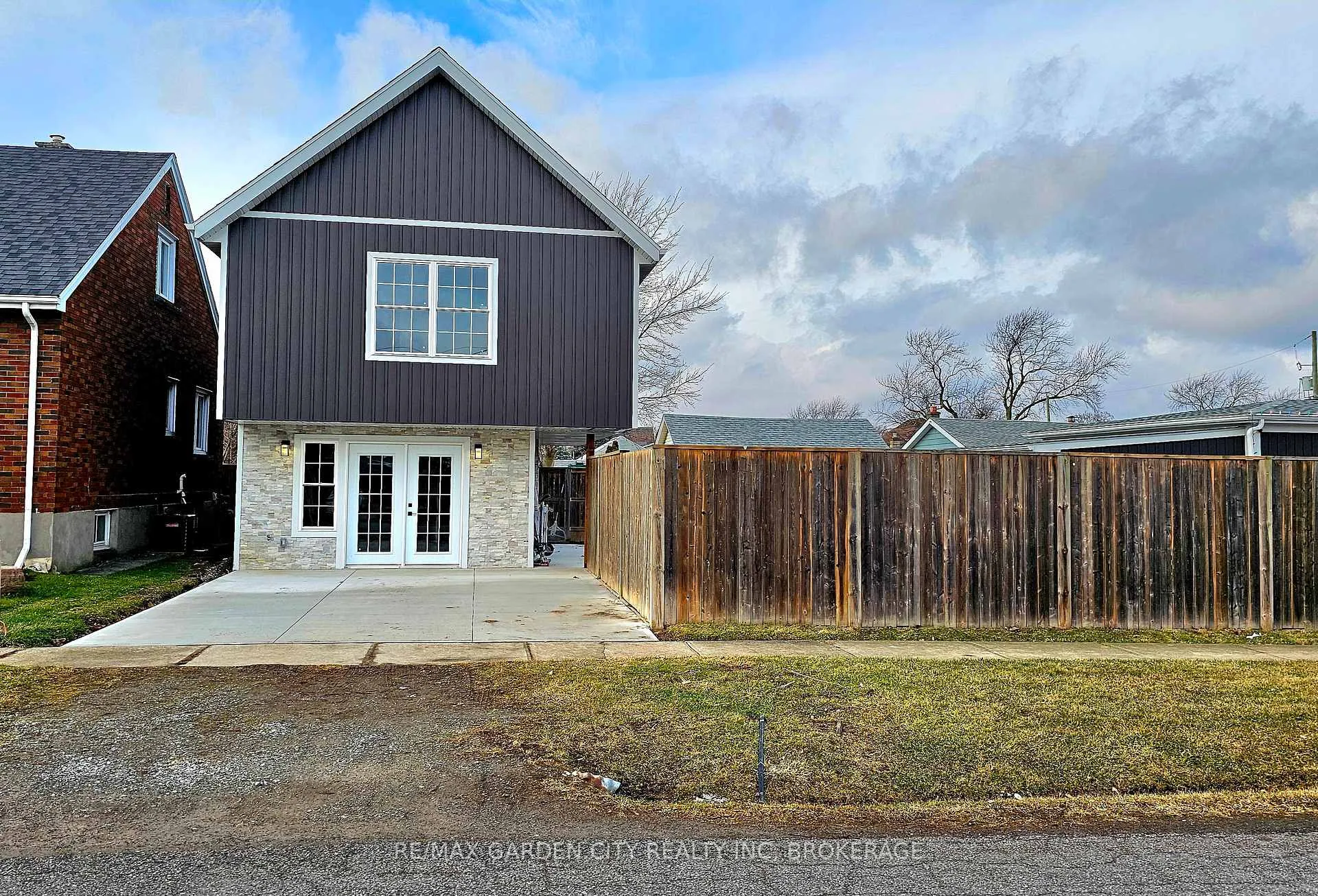 Photo 1 of 5 Cunningham Street, Thorold, Thorold Downtown — HOMEH