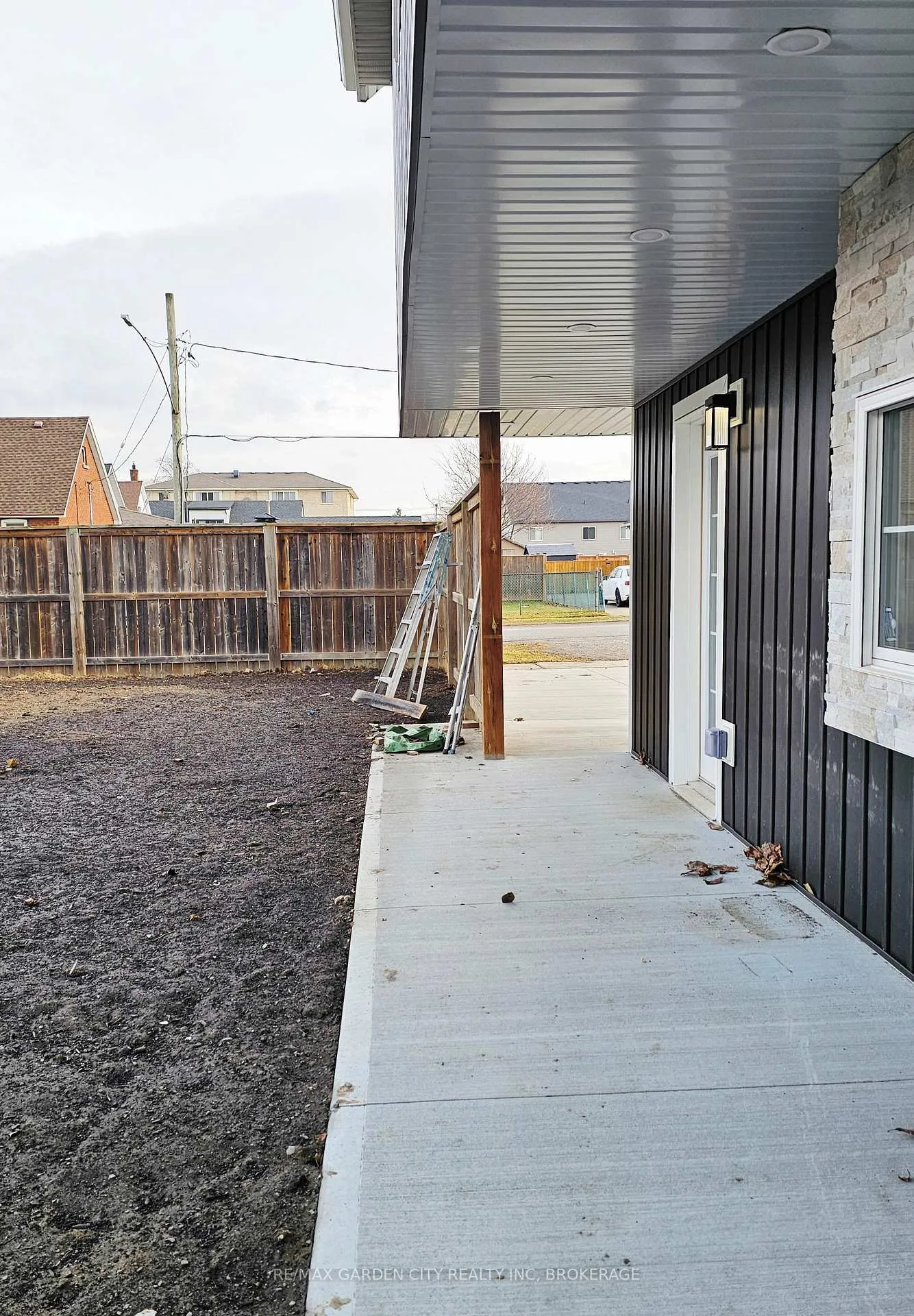 Photo 3 of 5 Cunningham Street, Thorold, Thorold Downtown — HOMEH