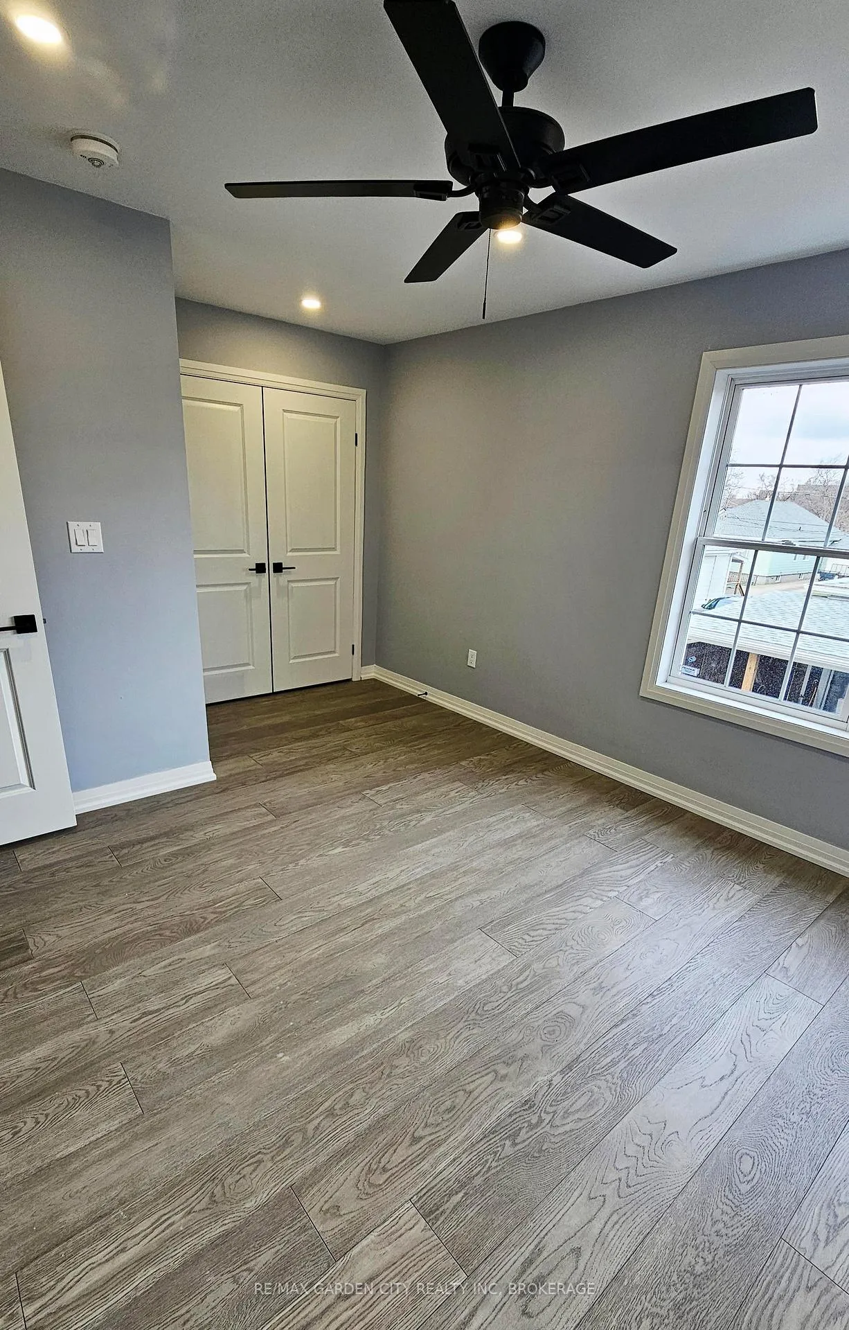 Photo 17 of 5 Cunningham Street, Thorold, Thorold Downtown — HOMEH