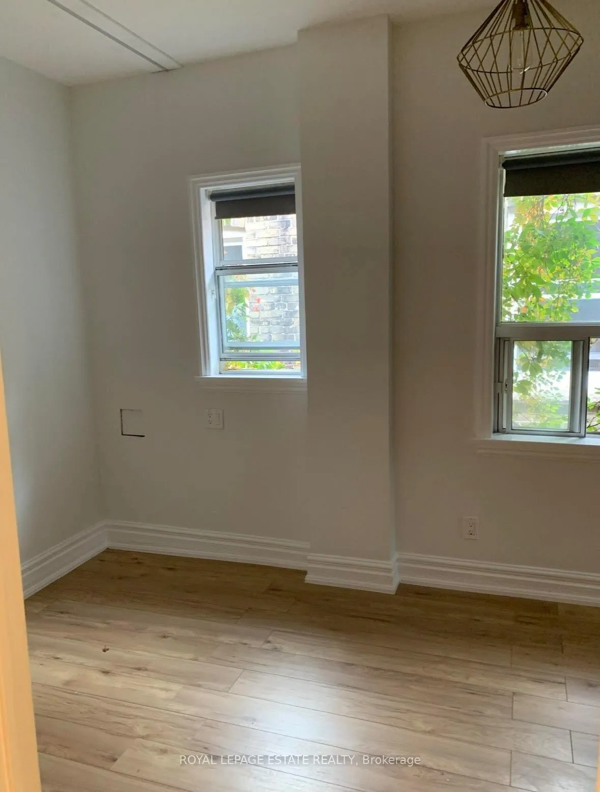 Photo 8 of 2188 Queen Street E, Toronto, The Beaches — HOMEH
