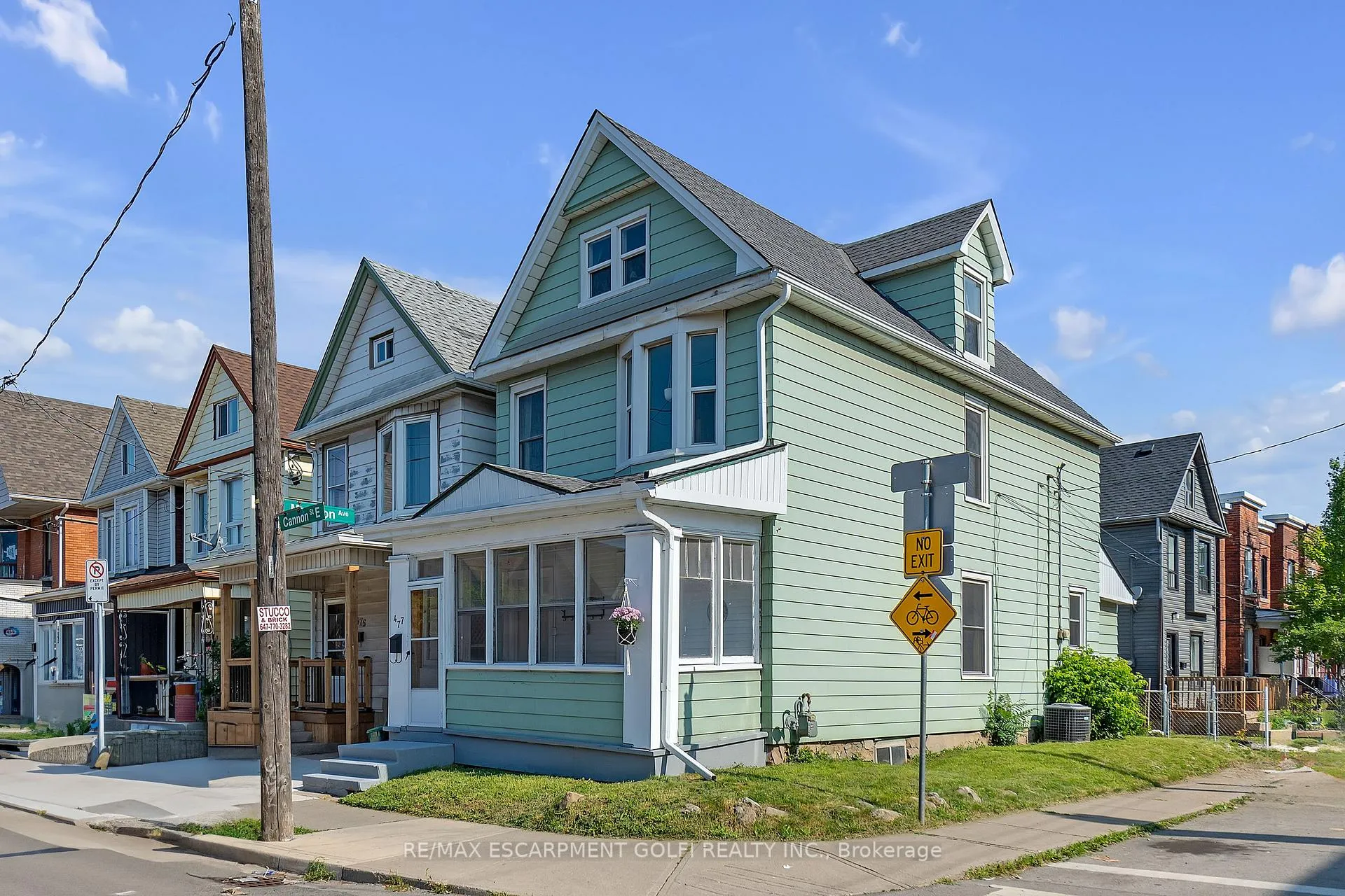 Photo 2 of 477 Cannon Street E, Hamilton, Gibson — HOMEH