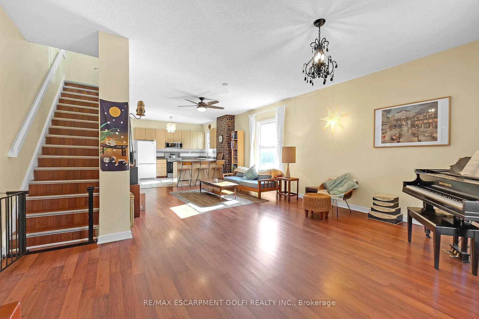 Photo 6 of 477 Cannon Street E, Hamilton, Gibson — HOMEH