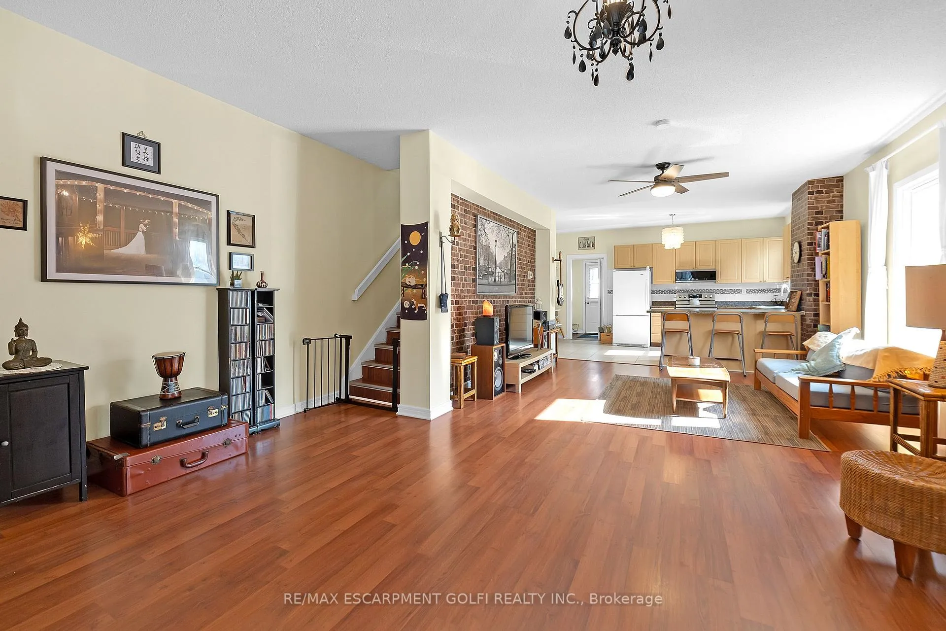 Photo 7 of 477 Cannon Street E, Hamilton, Gibson — HOMEH