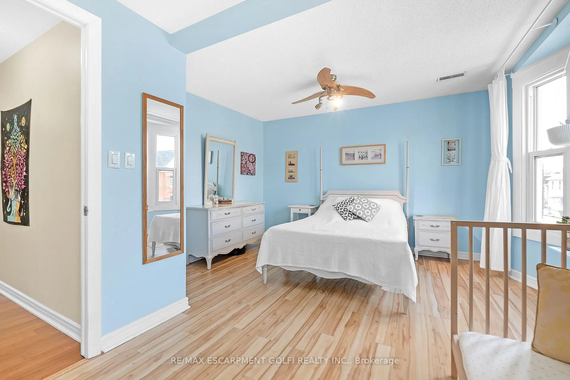 Photo 18 of 477 Cannon Street E, Hamilton, Gibson — HOMEH