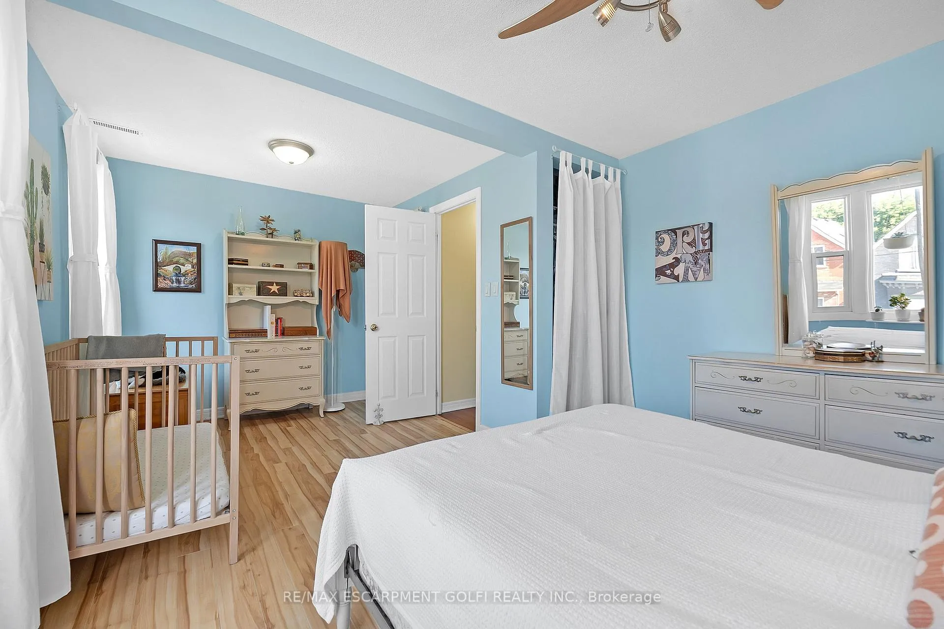 Photo 19 of 477 Cannon Street E, Hamilton, Gibson — HOMEH