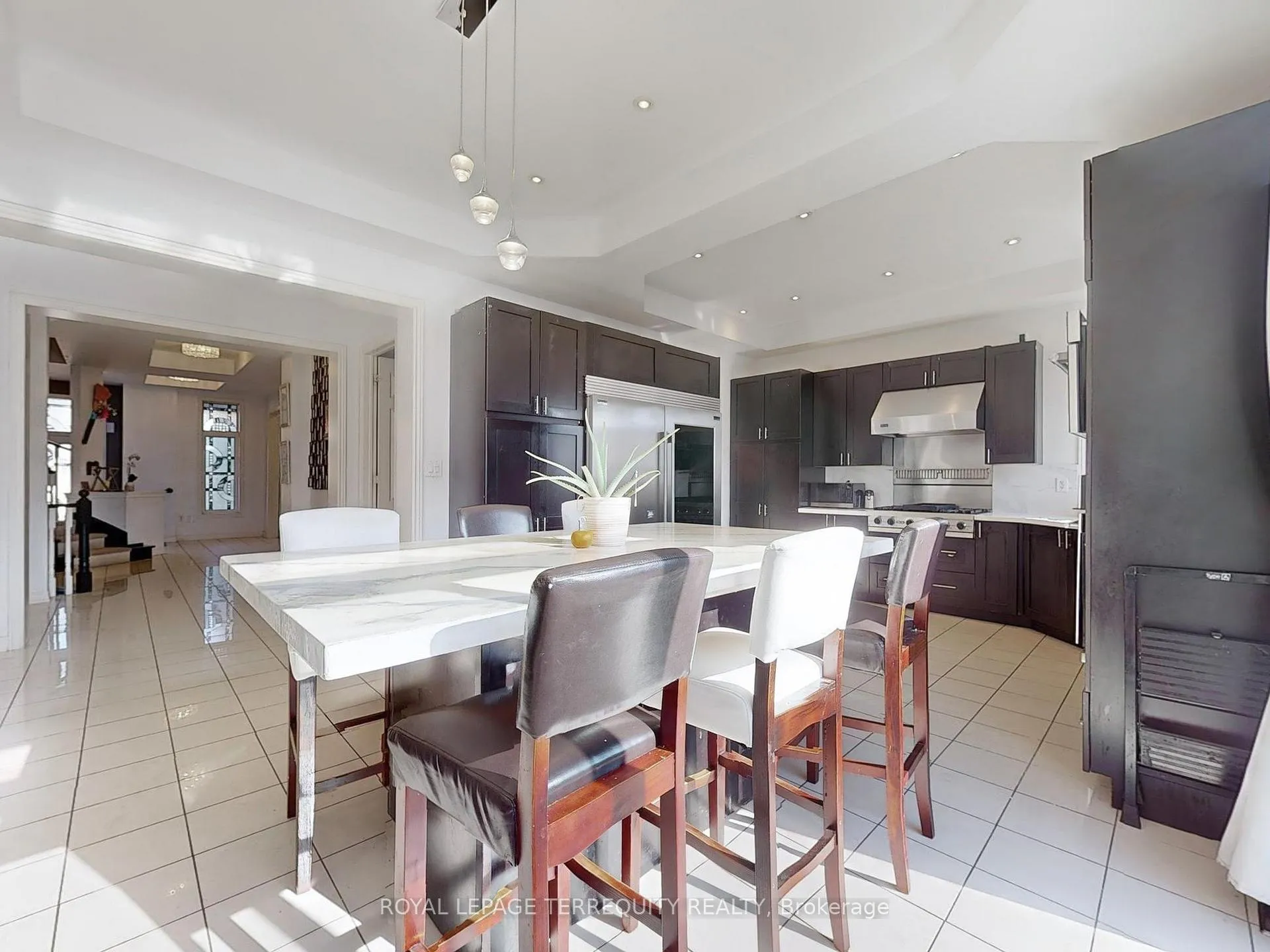 Photo 12 of 7 Bissland Drive, Ajax, Northeast Ajax — HOMEH