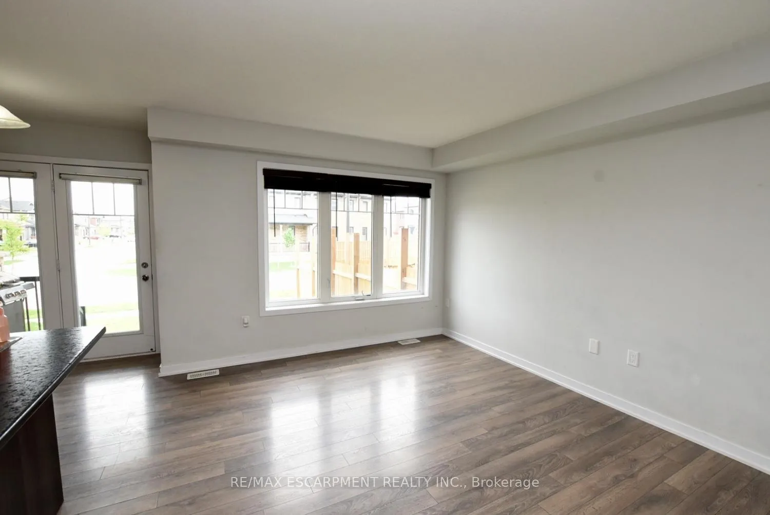 Photo 6 of 50 Sherway Street, Hamilton, Stoney Creek Mountain — HOMEH