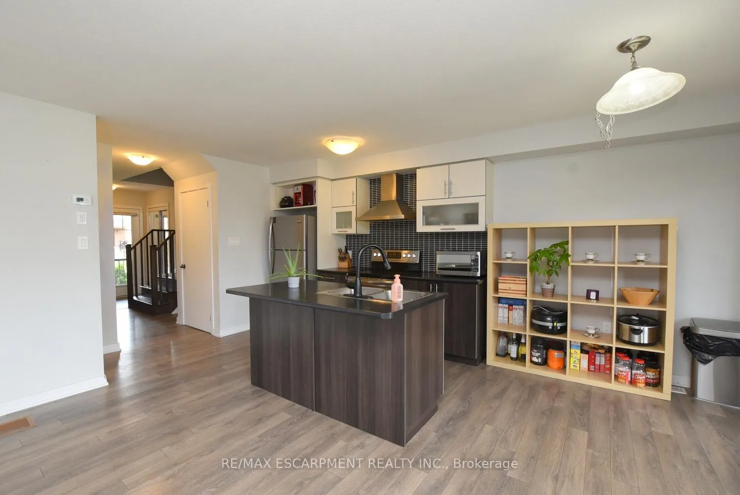 Photo 13 of 50 Sherway Street, Hamilton, Stoney Creek Mountain — HOMEH