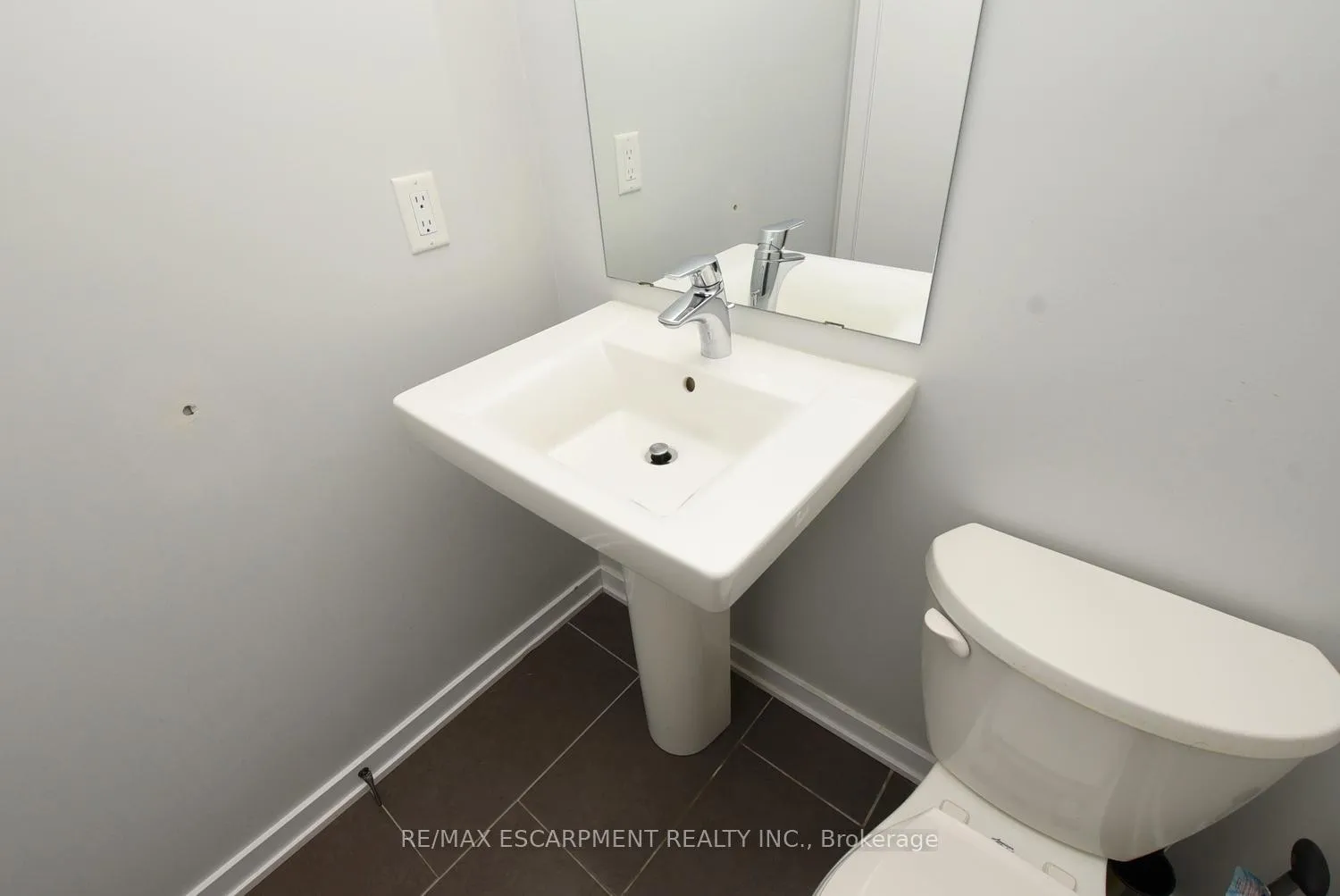Photo 16 of 50 Sherway Street, Hamilton, Stoney Creek Mountain — HOMEH
