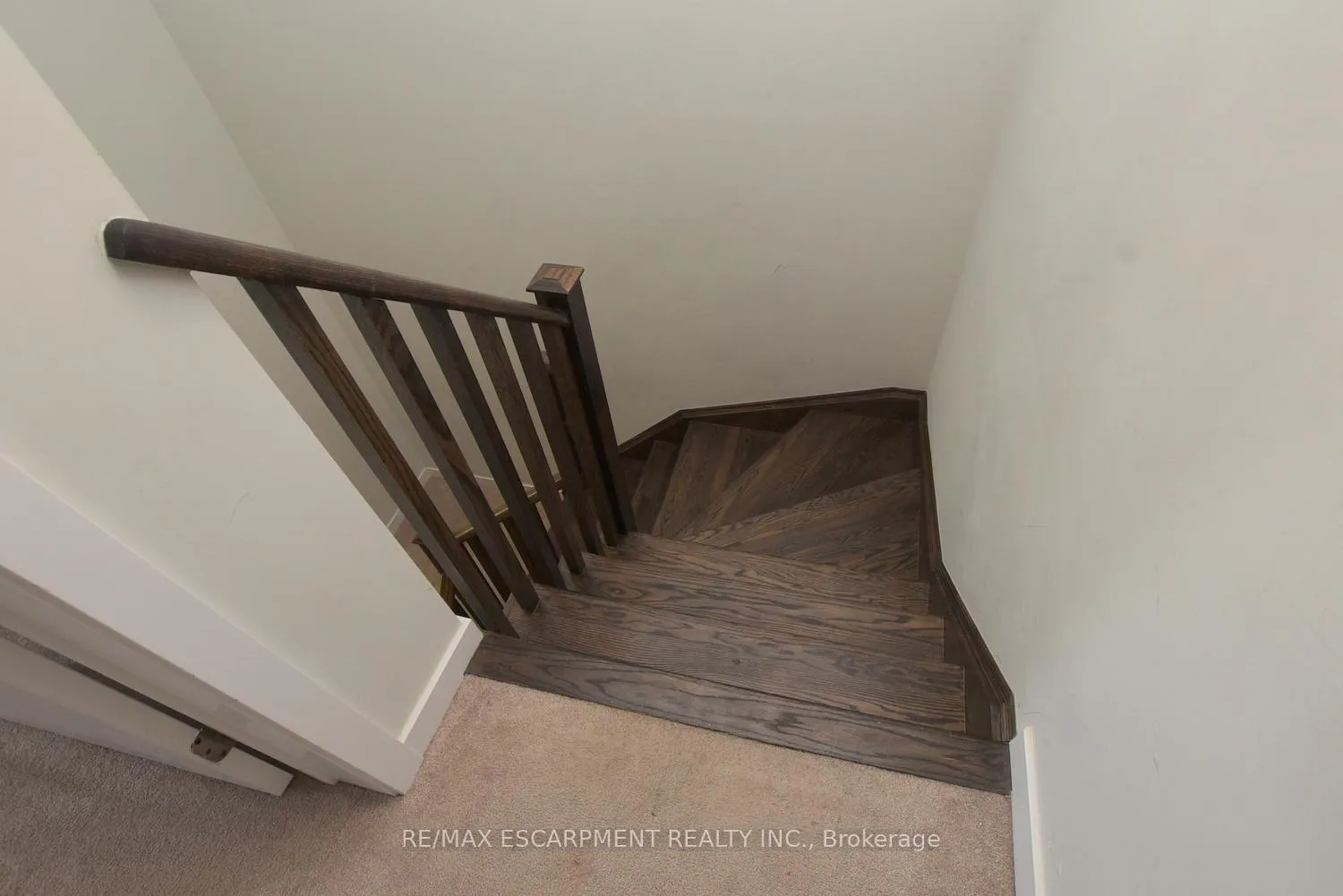 Photo 19 of 50 Sherway Street, Hamilton, Stoney Creek Mountain — HOMEH