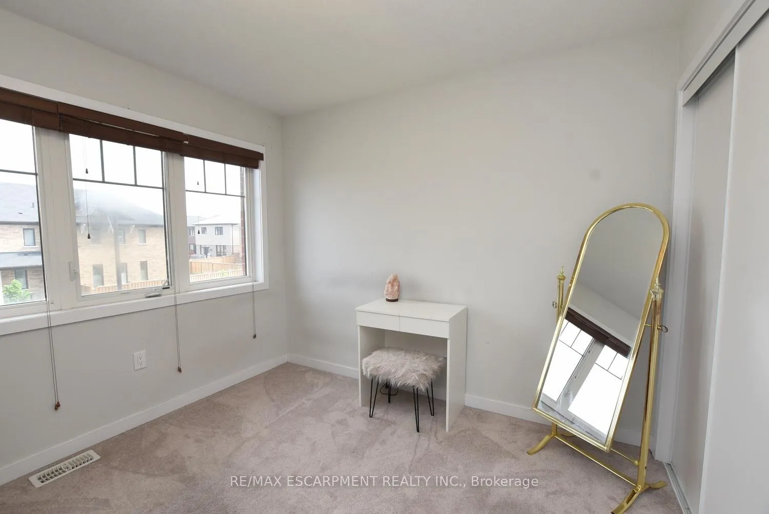 Photo 25 of 50 Sherway Street, Hamilton, Stoney Creek Mountain — HOMEH
