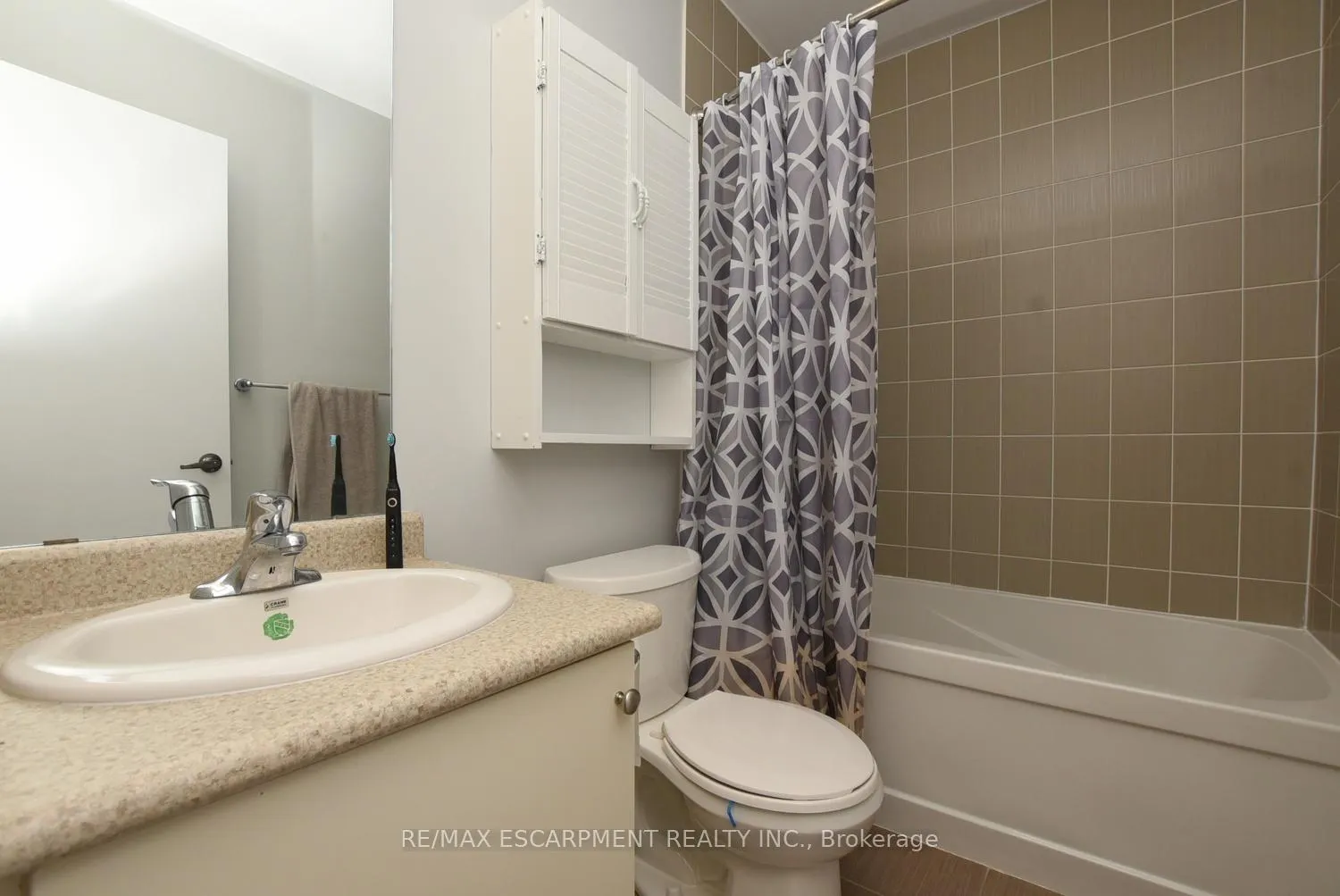 Photo 27 of 50 Sherway Street, Hamilton, Stoney Creek Mountain — HOMEH