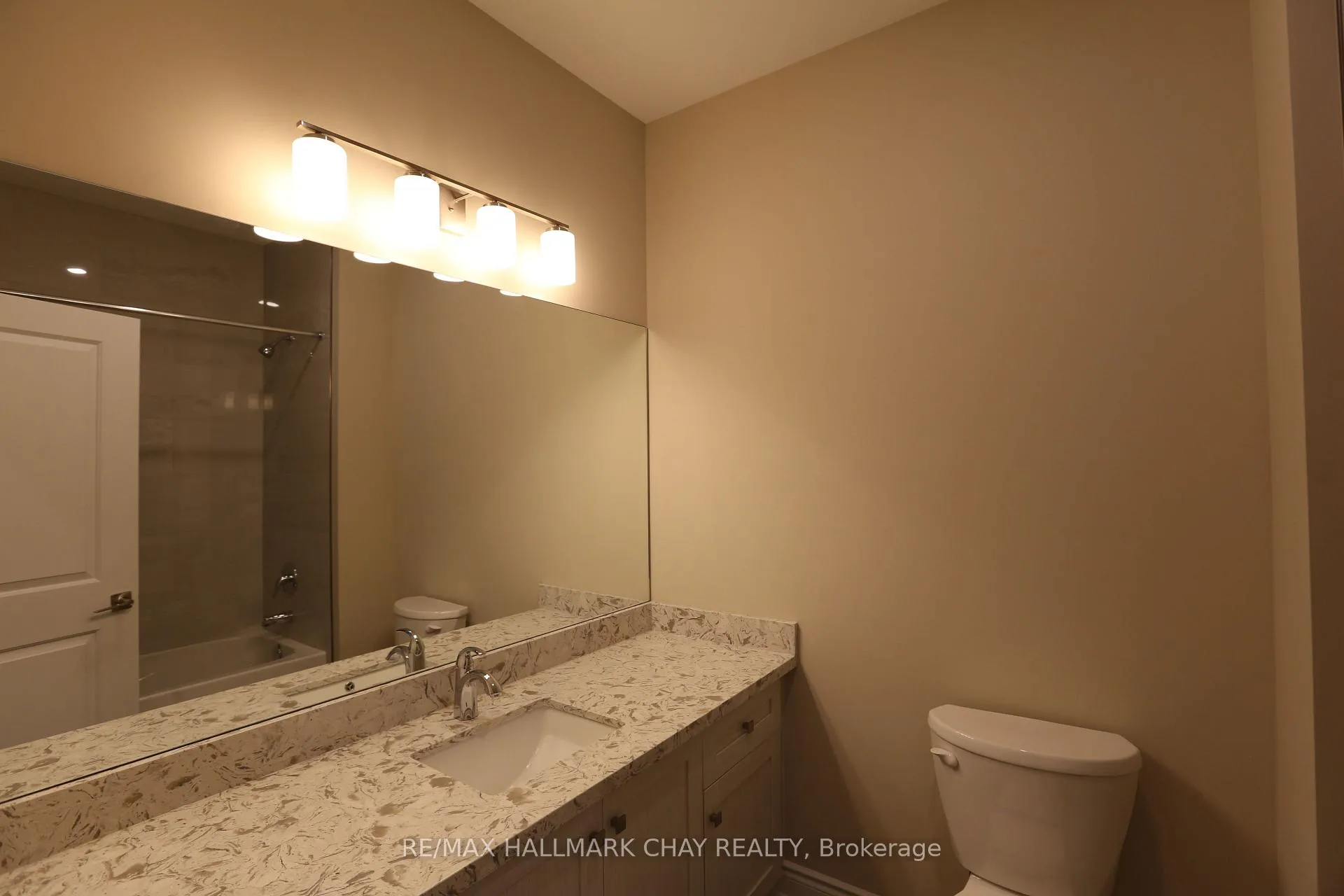 Photo 8 of 292 Robinson Road, Wasaga Beach — HOMEH