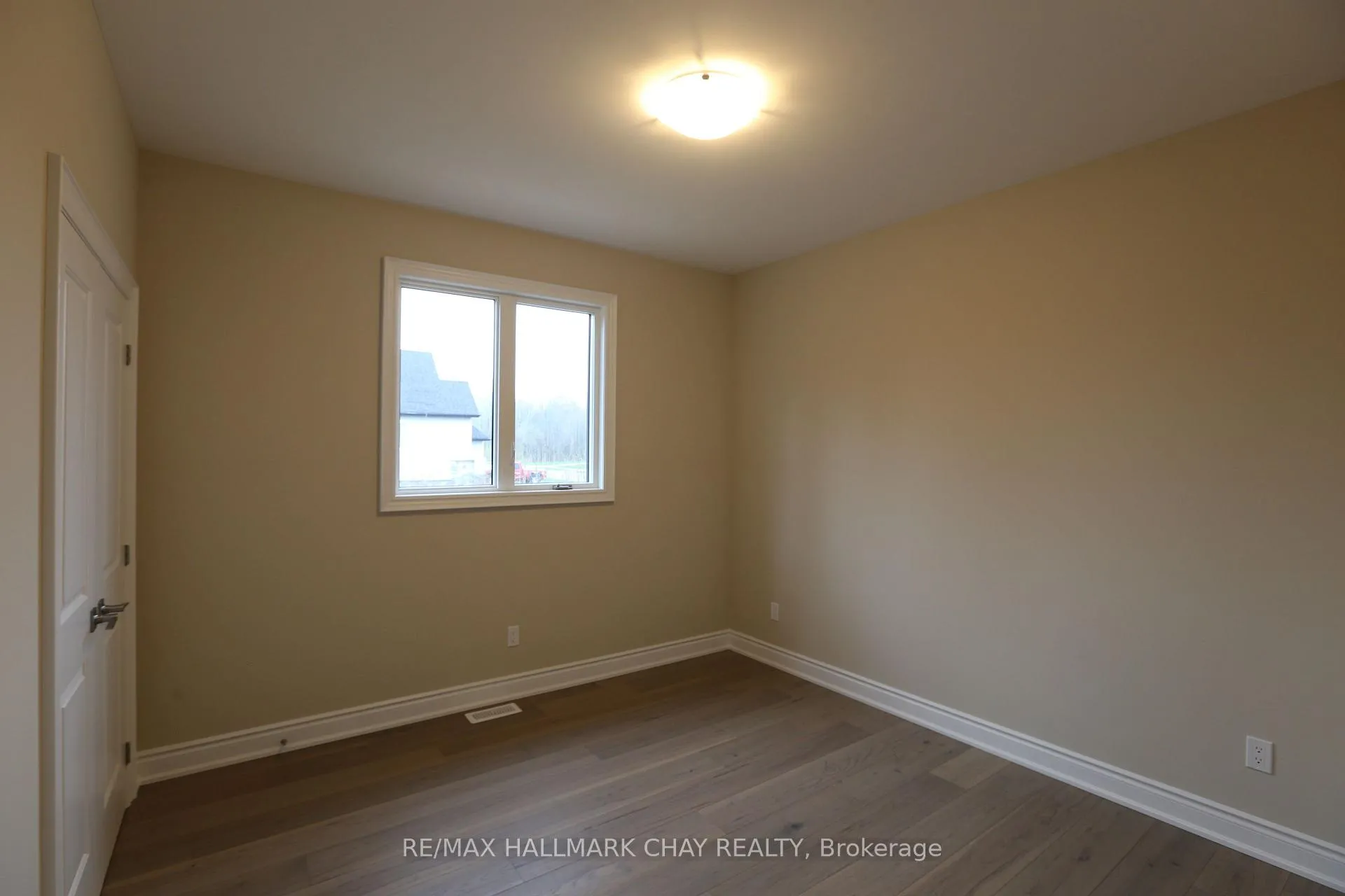 Photo 9 of 292 Robinson Road, Wasaga Beach — HOMEH