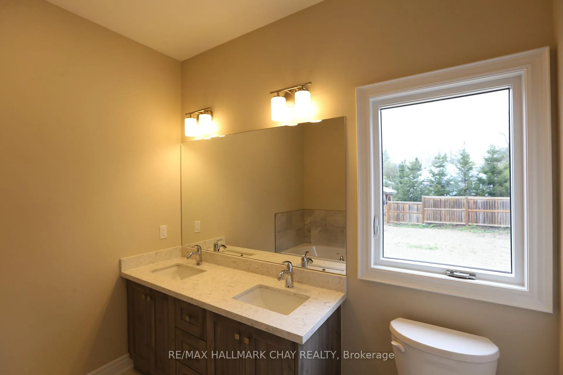 Photo 11 of 292 Robinson Road, Wasaga Beach — HOMEH