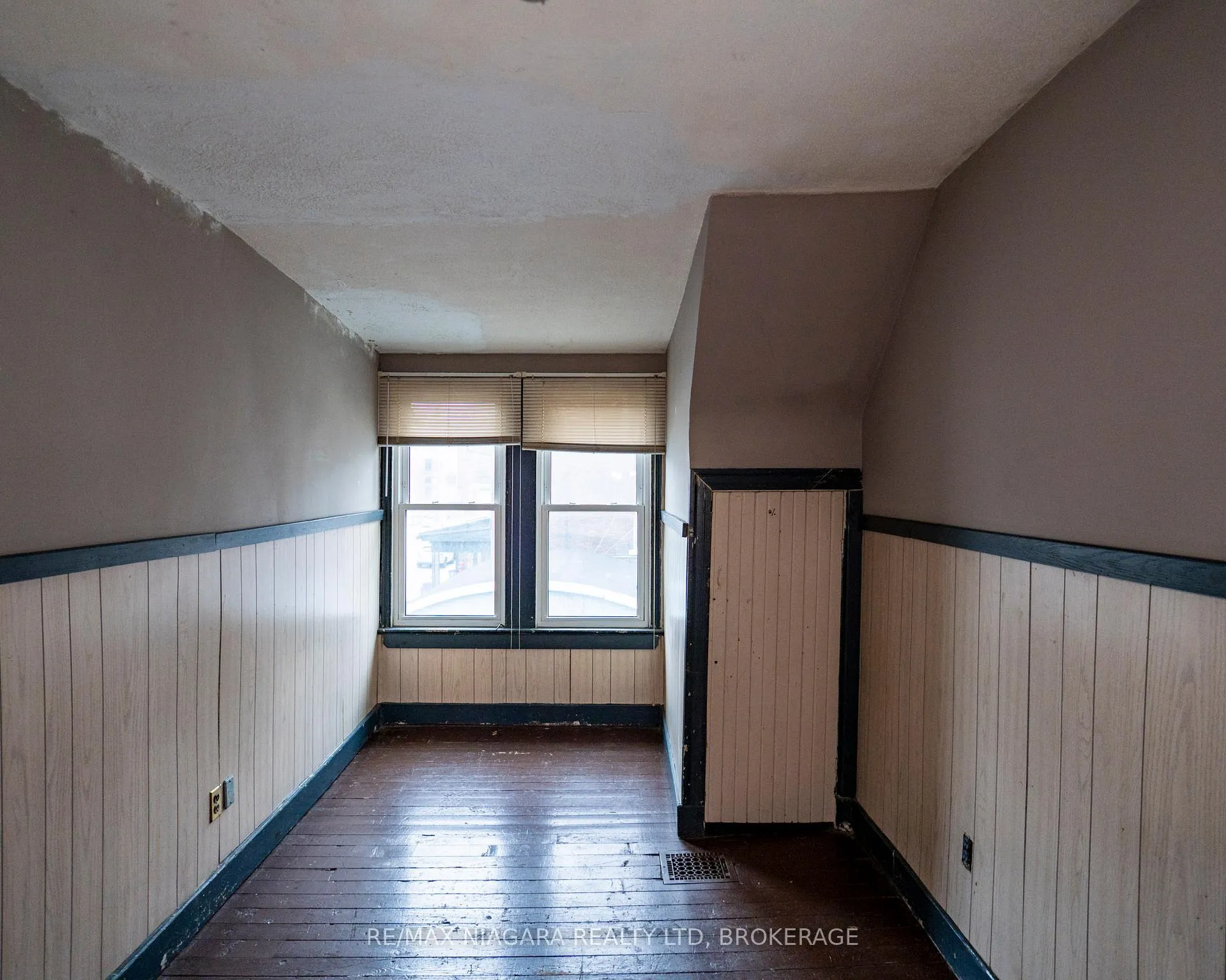 Photo 13 of 54 Harvey Street, Hamilton, Gibson — HOMEH
