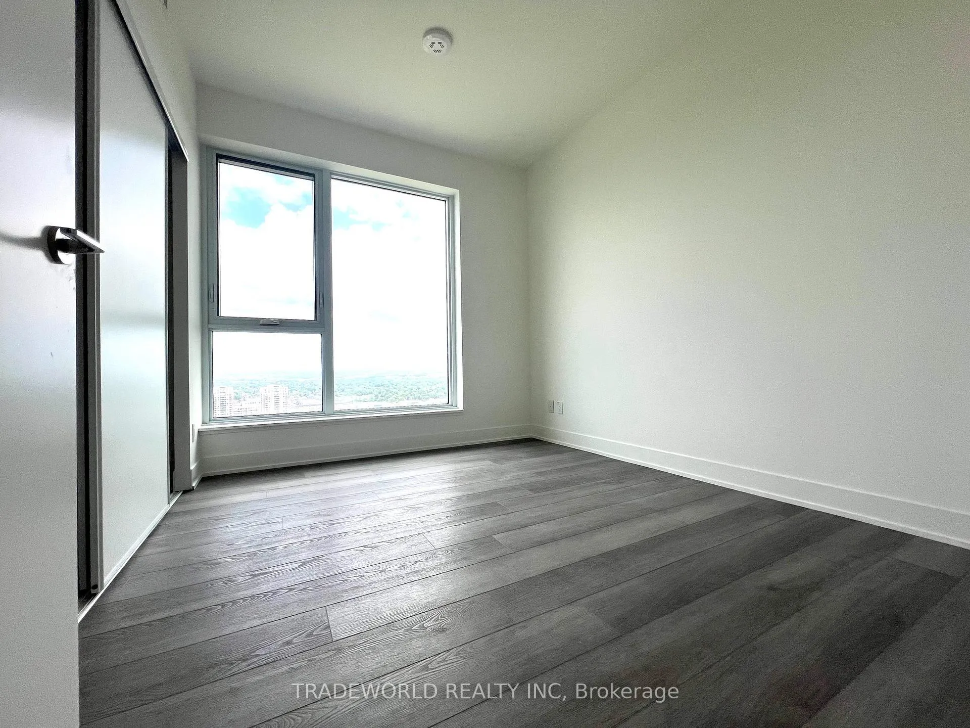 Photo 5 of Unit 2415, 56 Andre de Grasse Street, Markham, Unionville — HOMEH