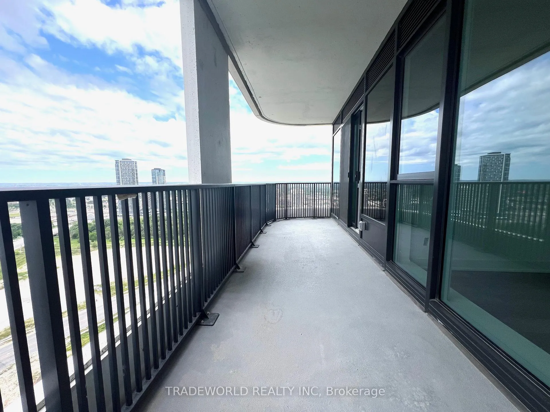 Photo 9 of Unit 2415, 56 Andre de Grasse Street, Markham, Unionville — HOMEH