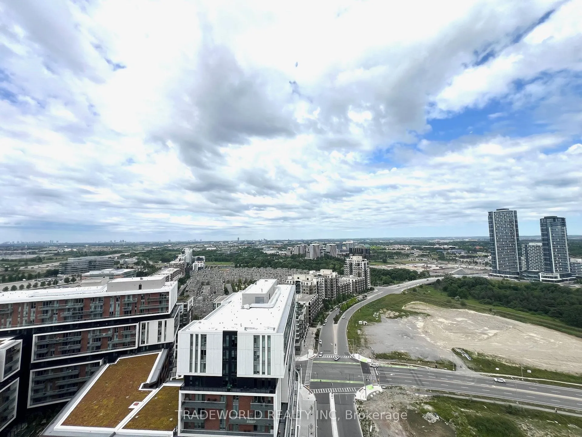 Photo 10 of Unit 2415, 56 Andre de Grasse Street, Markham, Unionville — HOMEH