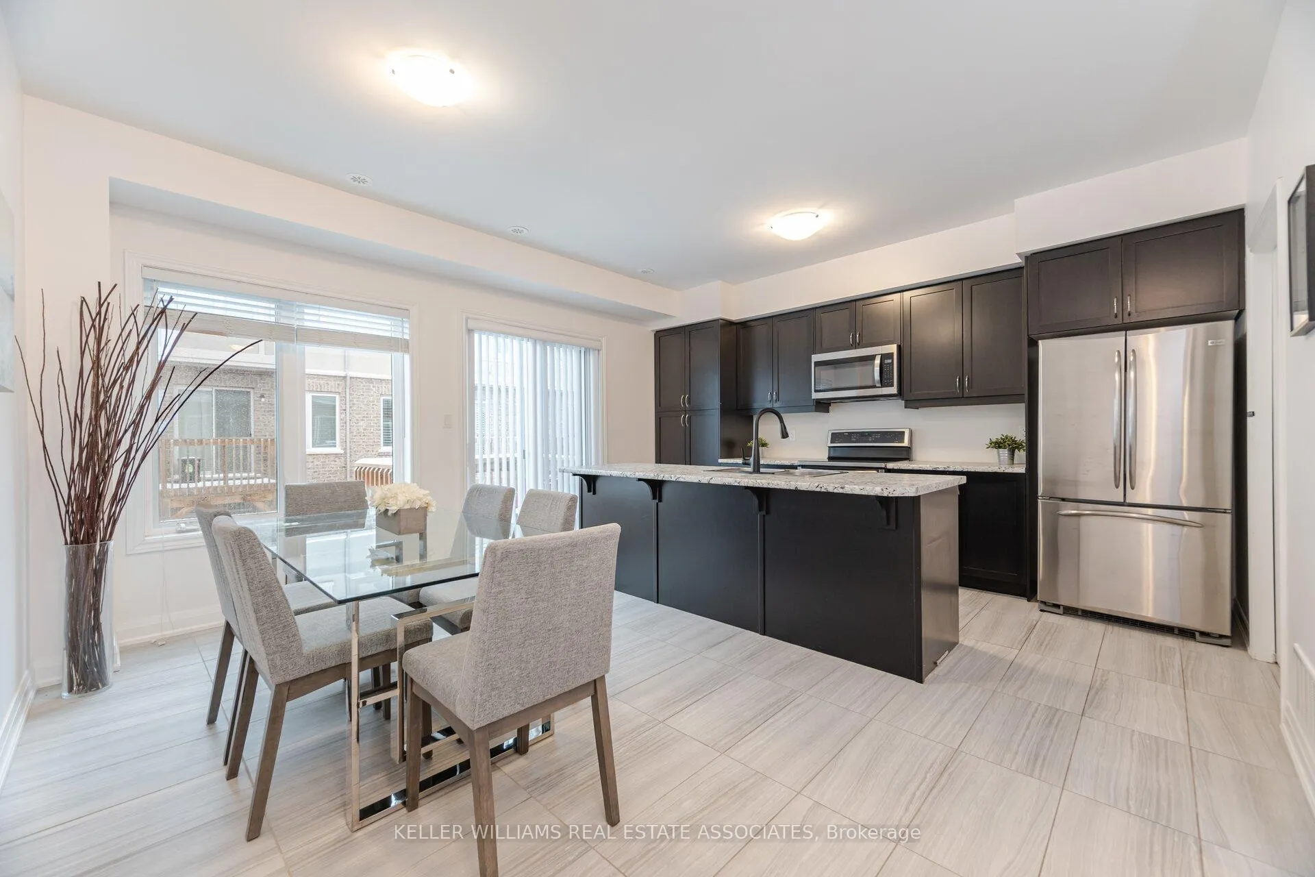 Photo 1 of 123 Borers Creek Circle, Hamilton, Waterdown — HOMEH