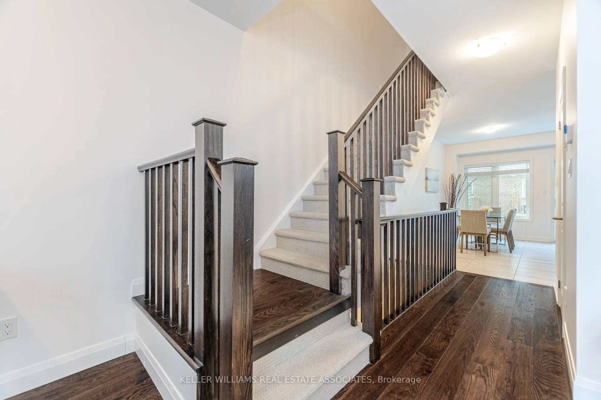 Photo 22 of 123 Borers Creek Circle, Hamilton, Waterdown — HOMEH