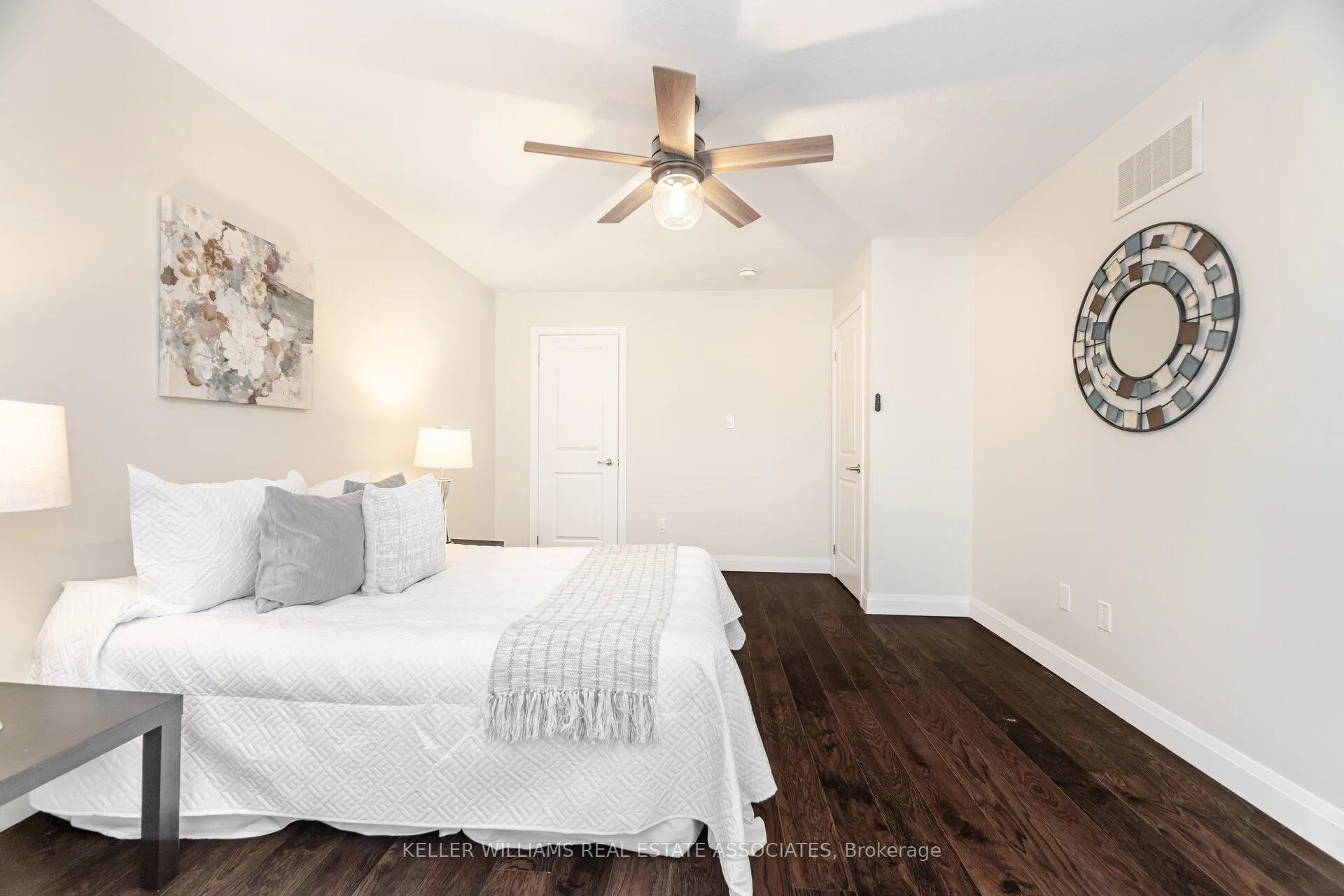 Photo 25 of 123 Borers Creek Circle, Hamilton, Waterdown — HOMEH