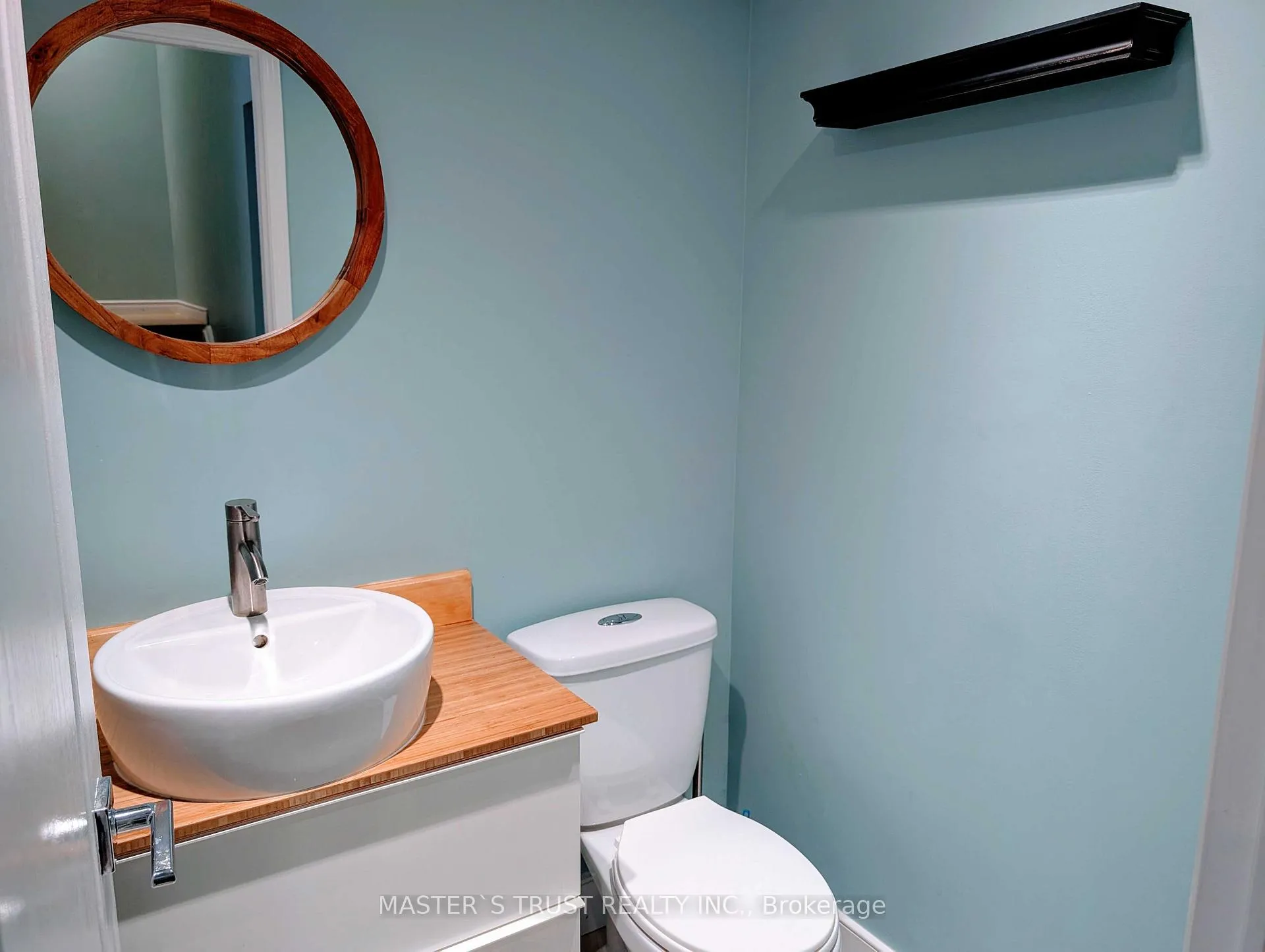 Photo 5 of 23 Bethune Way, Markham, Milliken Mills East — HOMEH
