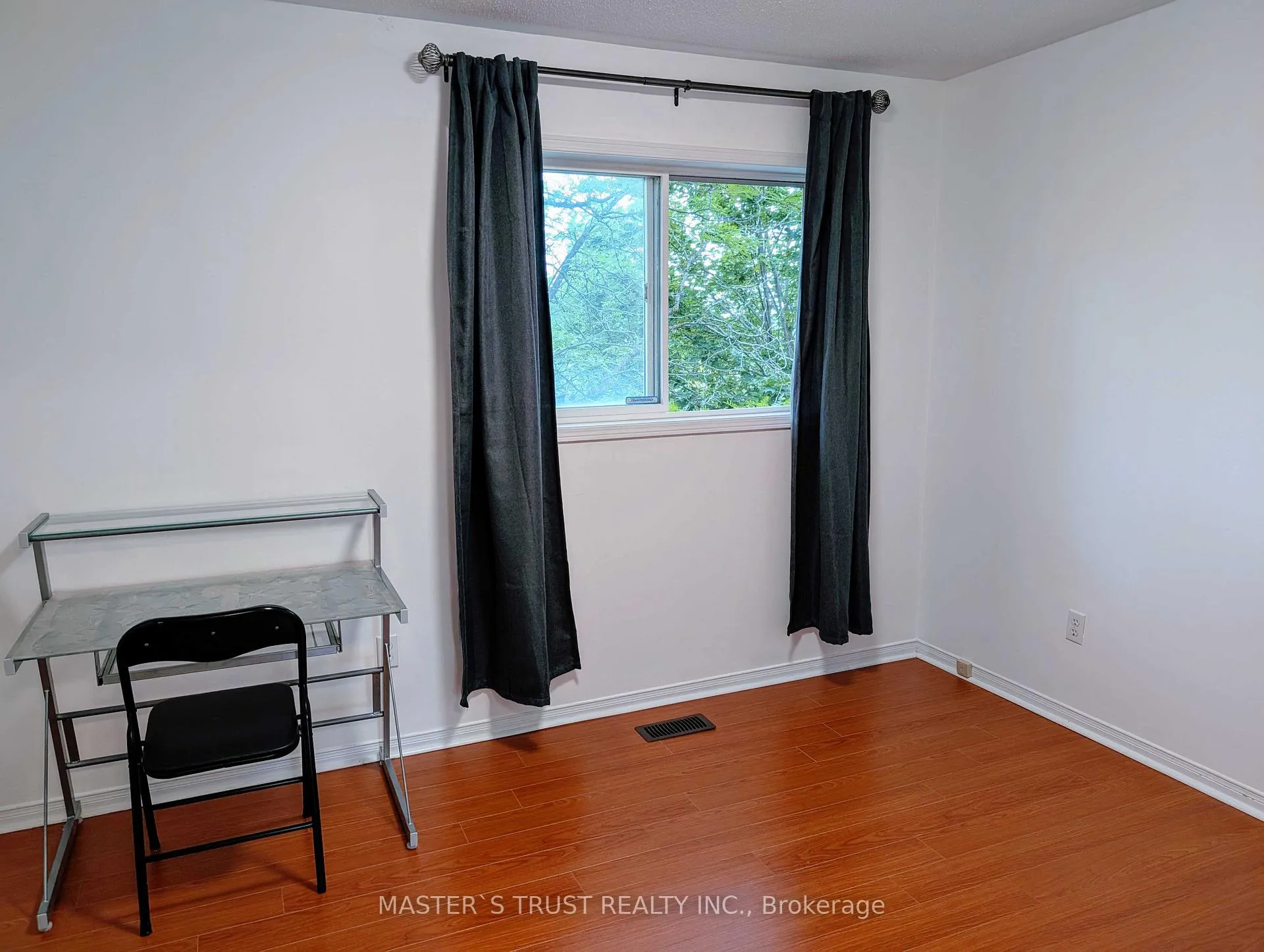Photo 7 of 23 Bethune Way, Markham, Milliken Mills East — HOMEH