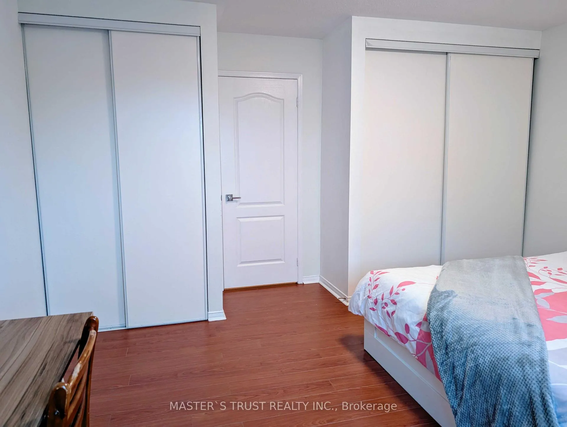 Photo 13 of 23 Bethune Way, Markham, Milliken Mills East — HOMEH