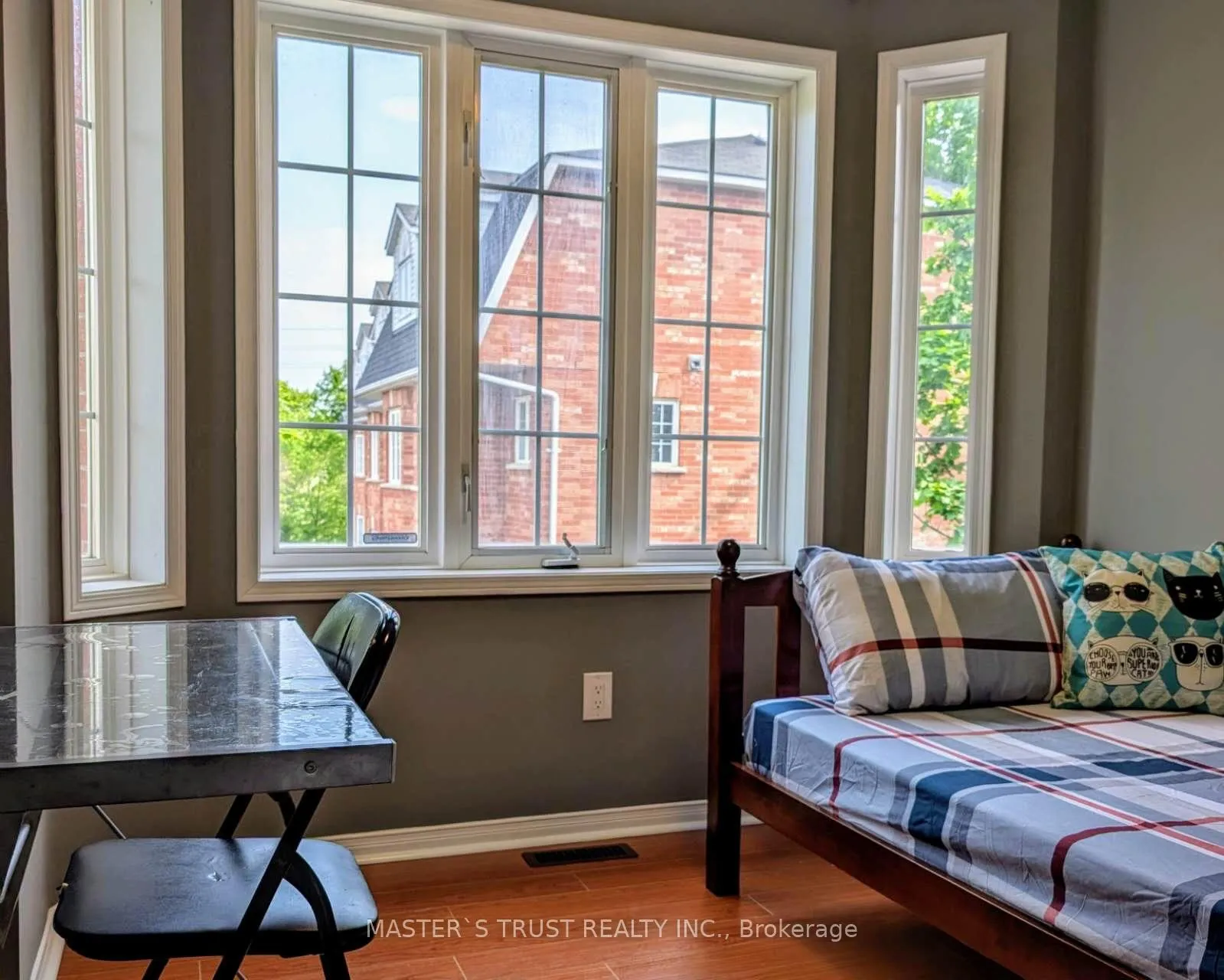 Photo 16 of 23 Bethune Way, Markham, Milliken Mills East — HOMEH