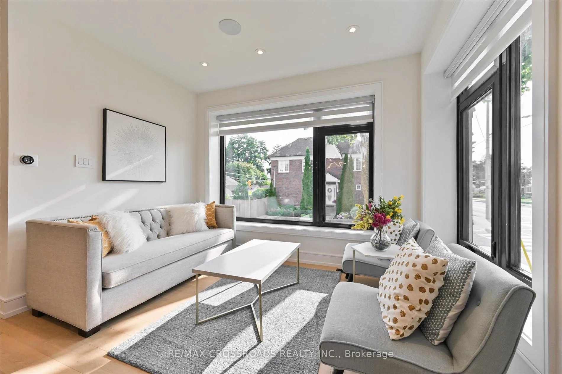Photo 6 of 157 O'connor Drive, Toronto, East York — HOMEH