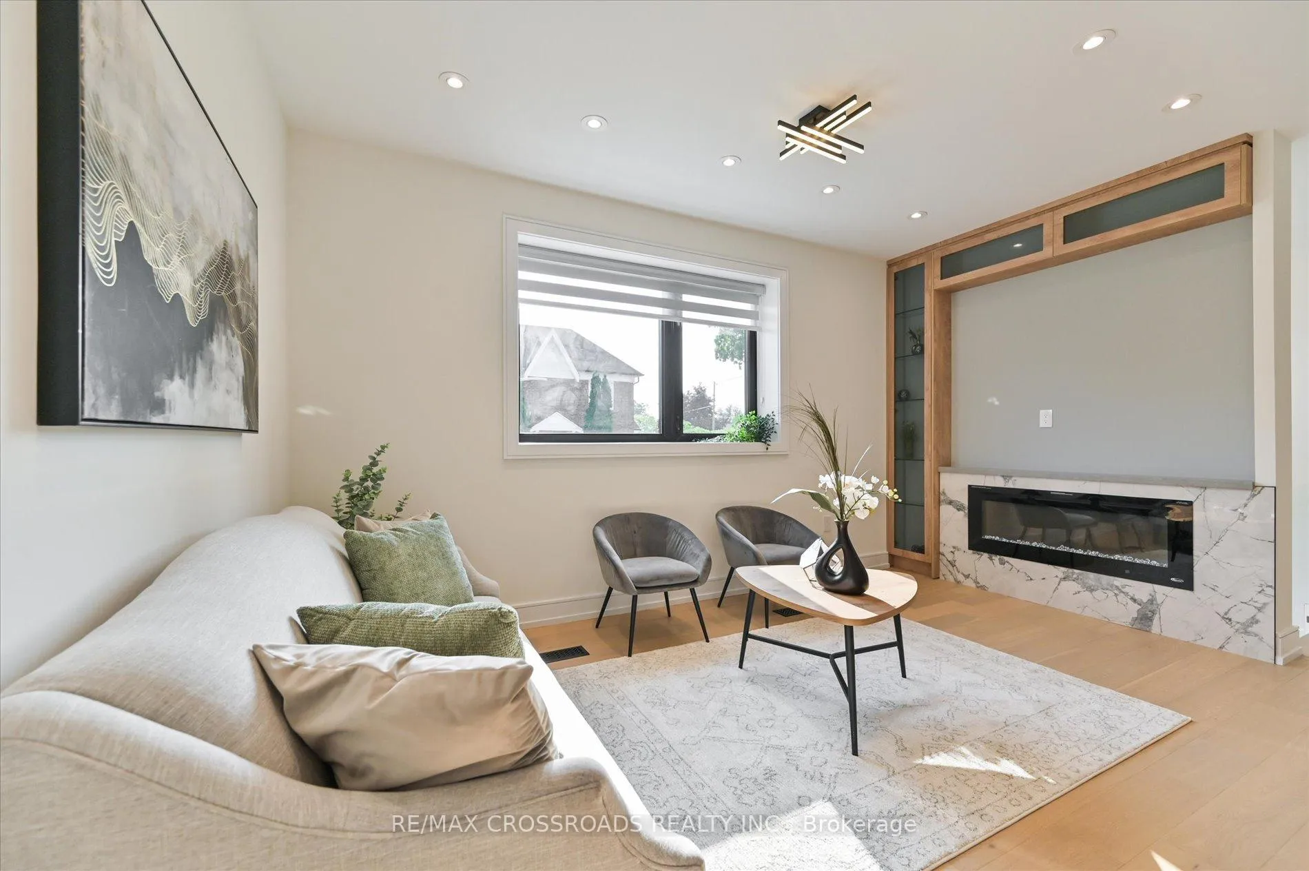 Photo 11 of 157 O'connor Drive, Toronto, East York — HOMEH