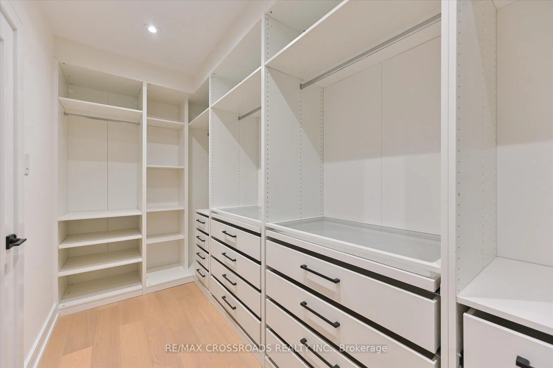 Photo 19 of 157 O'connor Drive, Toronto, East York — HOMEH
